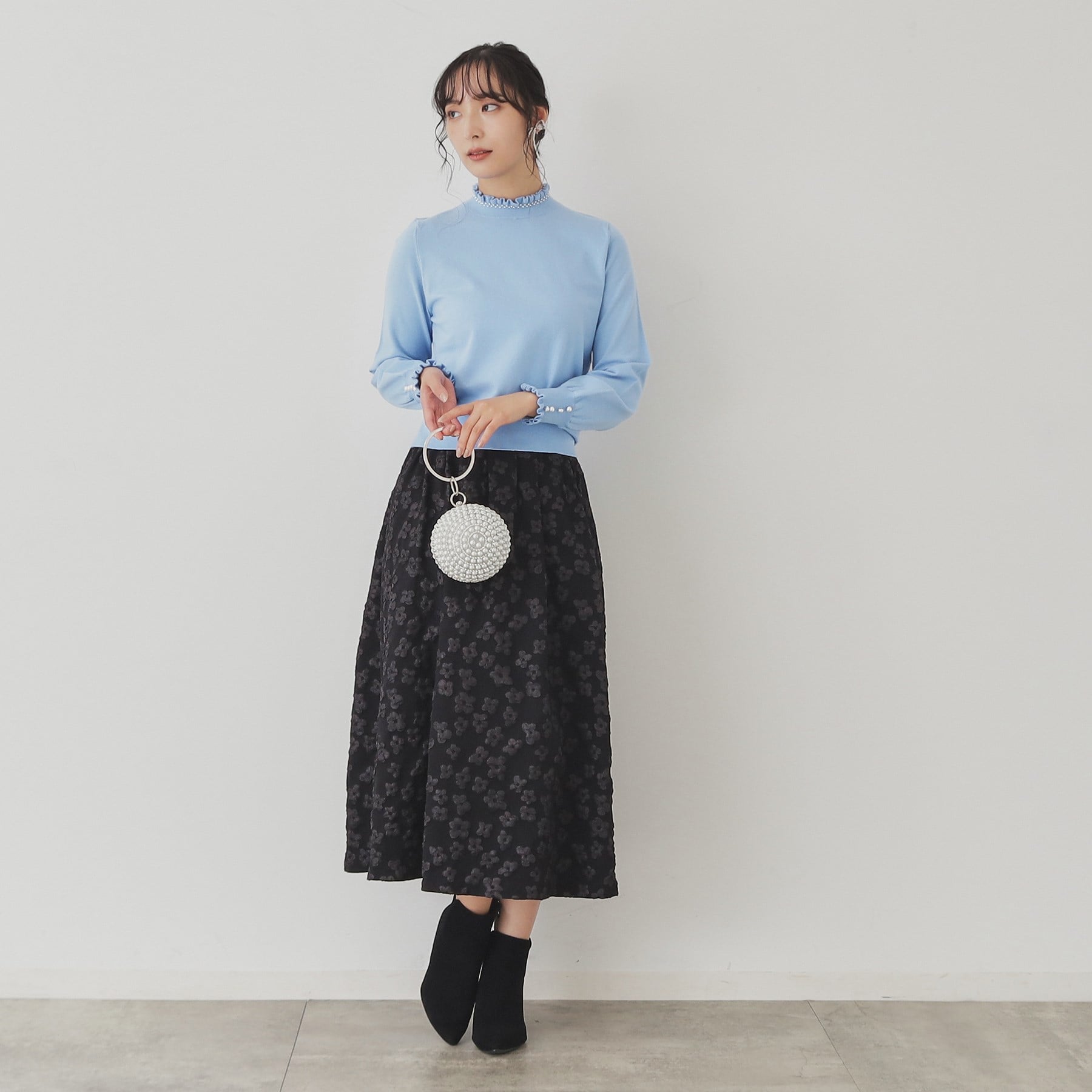 SunaUna 【SS to L size range / 6 color options】 Pearl-like petite craft knit
