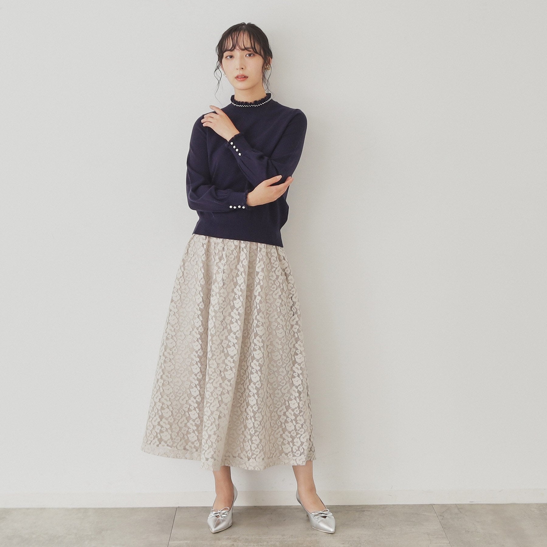 SunaUna 【SS to L size range / 6 color options】 Pearl-like petite craft knit