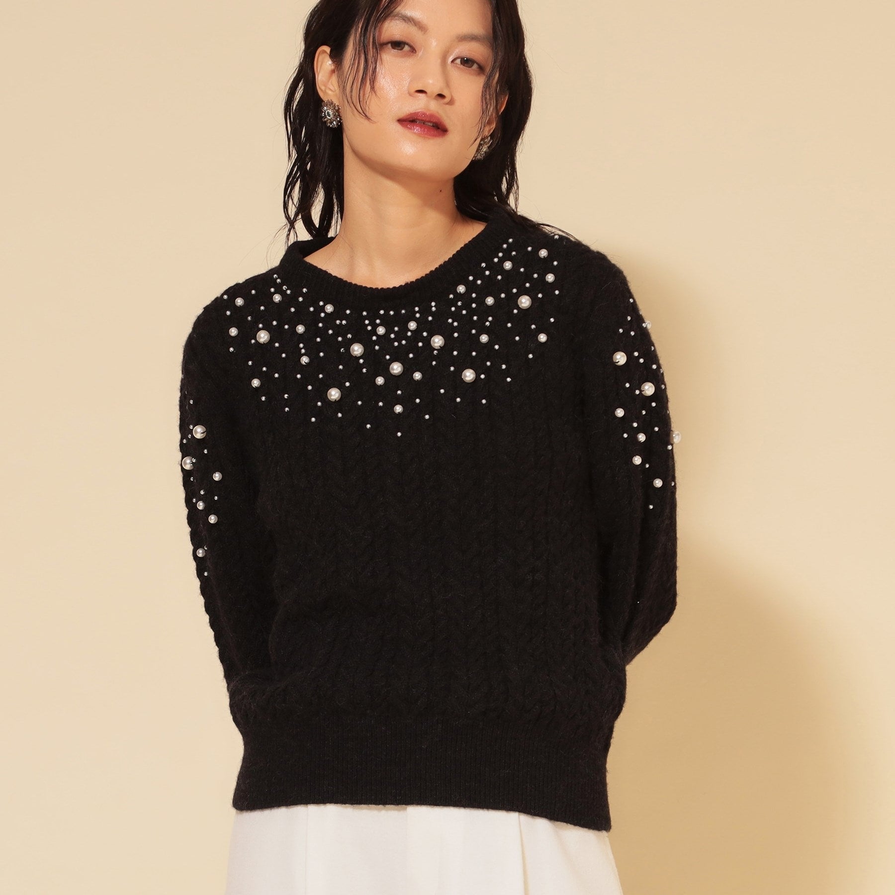 スーナウーナ SunaUna 【COLLECTION LINE】衿付きパール調ニット （ブラック(019)） ブラック(019)