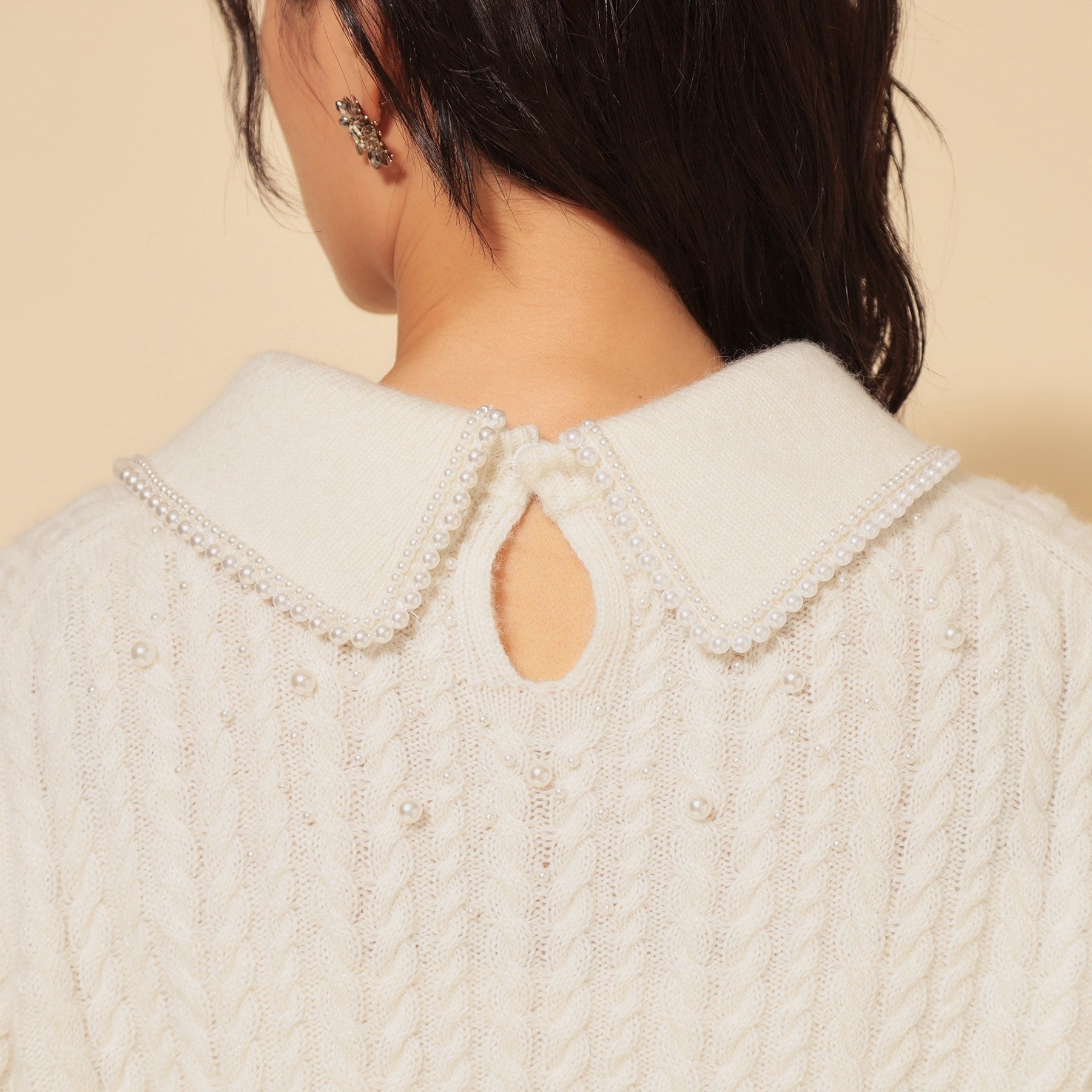 スーナウーナ SunaUna 【COLLECTION LINE】衿付きパール調ニット （ブラック(019)） ブラック(019)