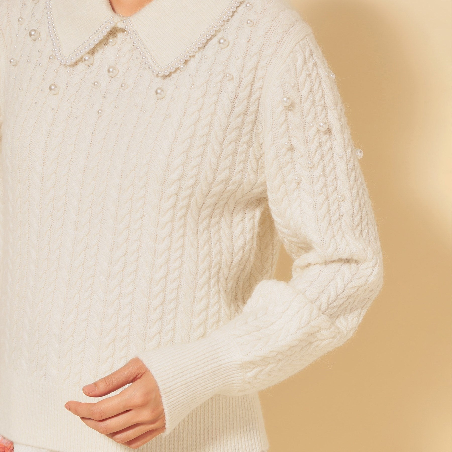 スーナウーナ SunaUna 【COLLECTION LINE】衿付きパール調ニット （ブラック(019)） ブラック(019)