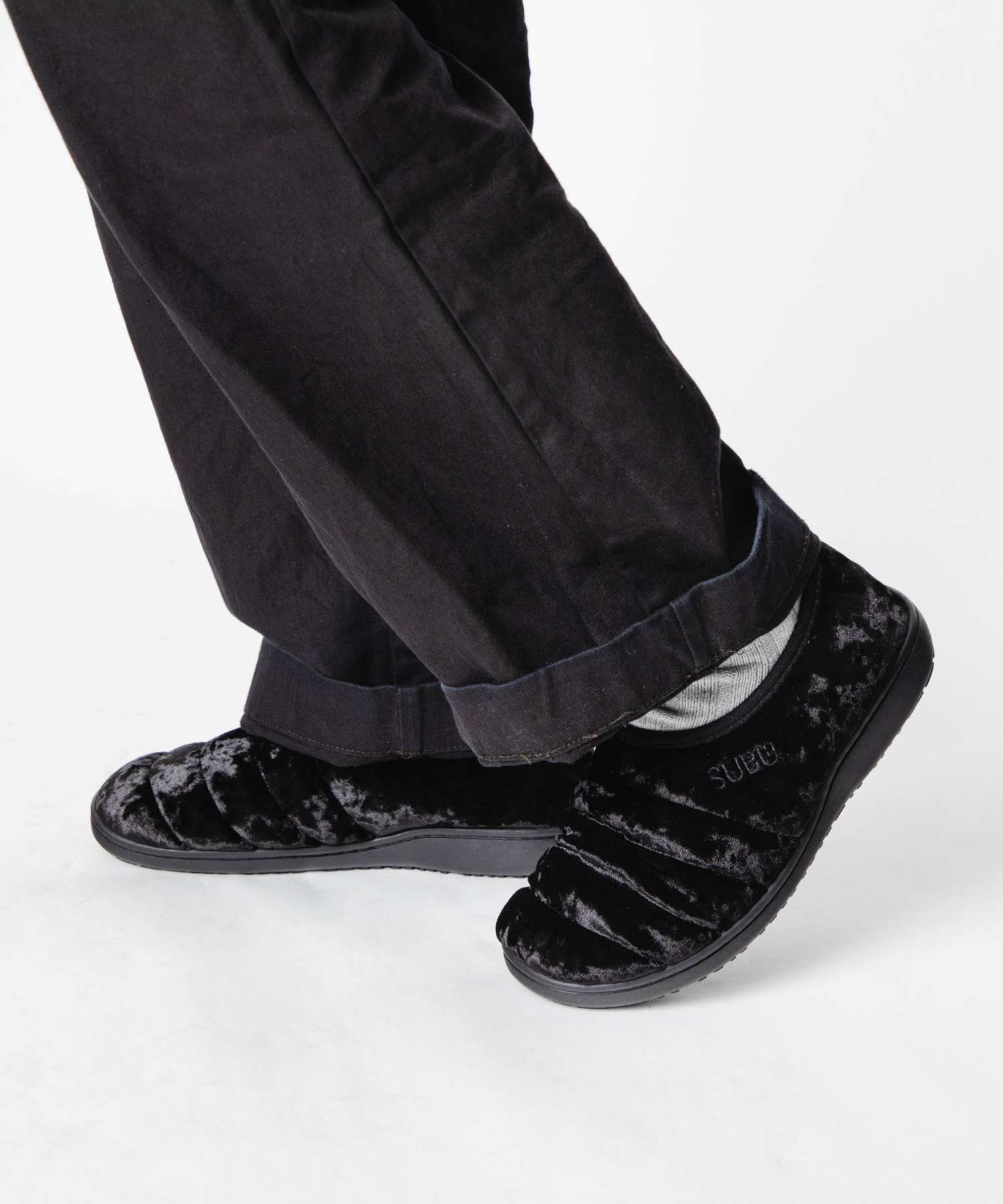 スブ SUBU スブ SUBU VAMP VELVET ヴァンプ ベルベット サンダル 冬用 スリッポン ユニセックス シューズ （BLACK/ブラック） BLACK/ブラック