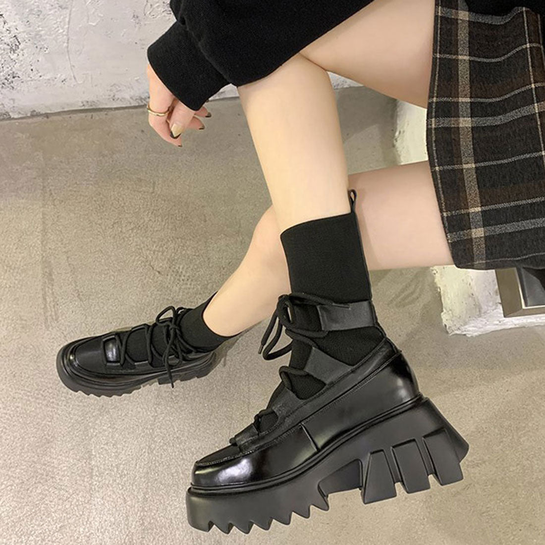 シュベック SVEC 厚底スニーカーブーツ