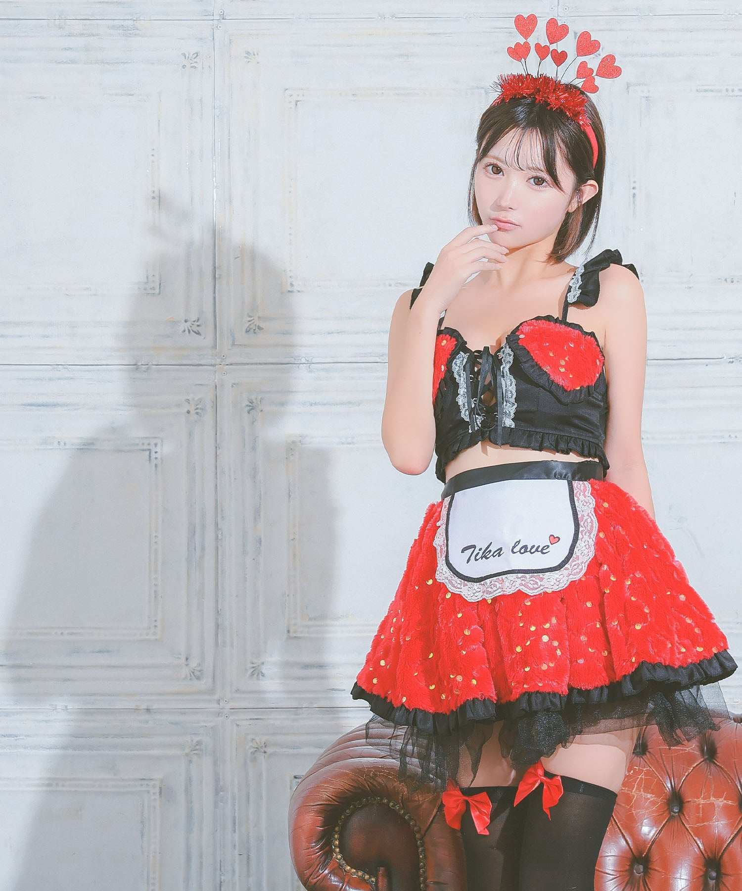ティカ Tika ハロウィン  コスプレキラキラスパンコール付きもこもこレースアップへそ出し個性フレアスカートセクシーメイド [4点セット] 【返品不可商品】