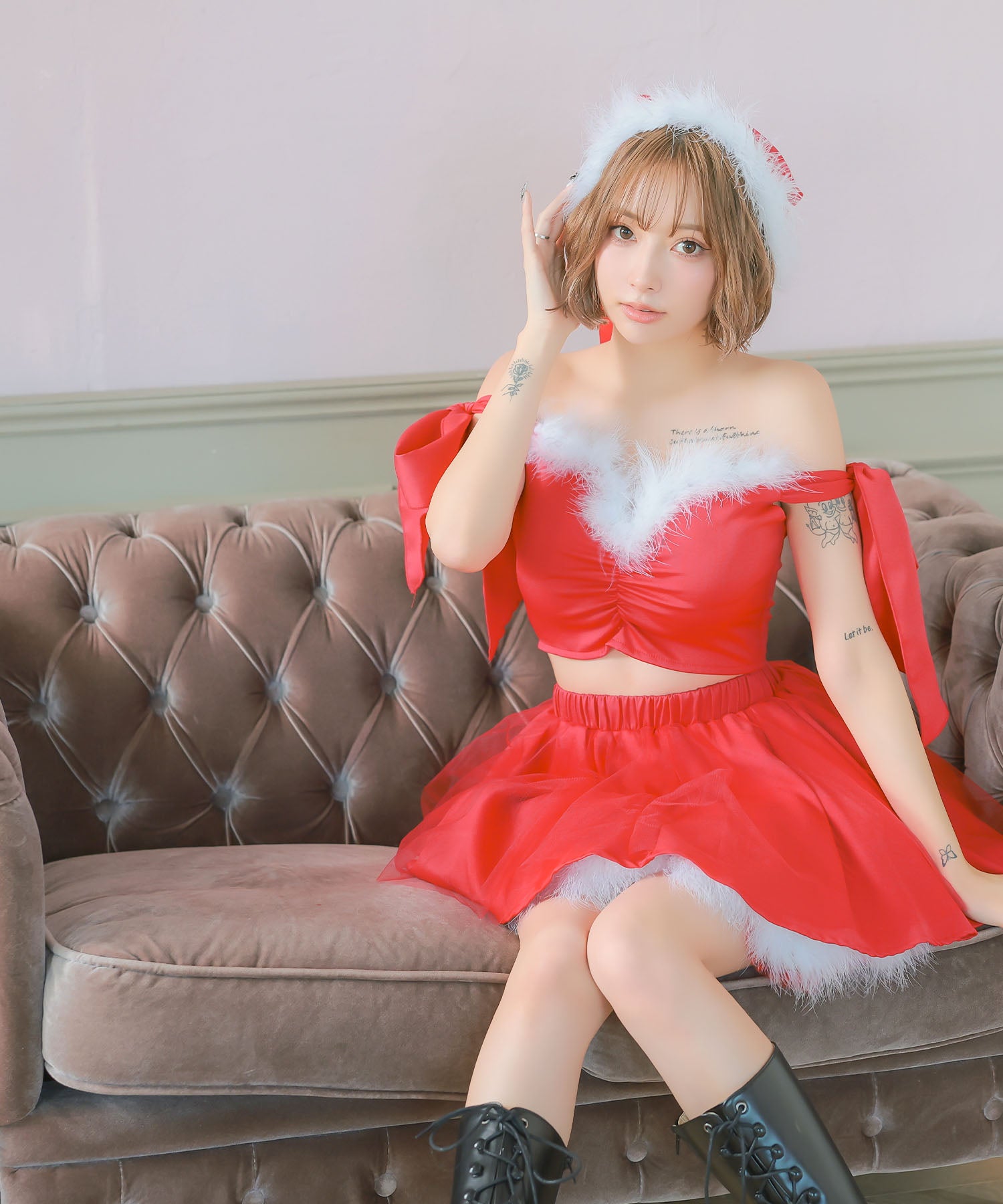 ティカ Tika サンタコス 3点set オフショルリボントップス×ボリュームシフォンフレアスカートガーリーサンタコスプレドレス【返品不可商品】