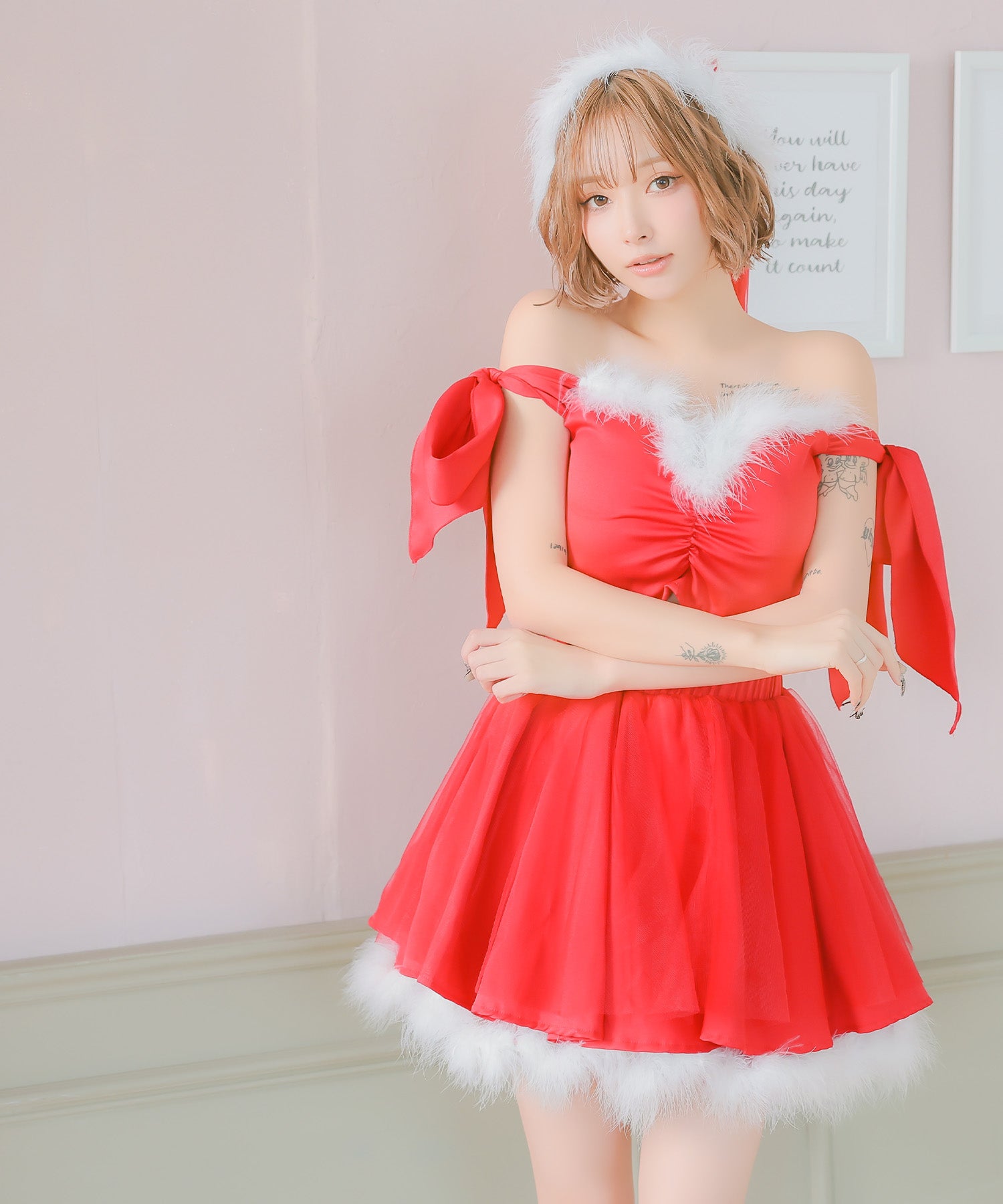 ティカ Tika サンタコス 3点set オフショルリボントップス×ボリュームシフォンフレアスカートガーリーサンタコスプレドレス【返品不可商品】