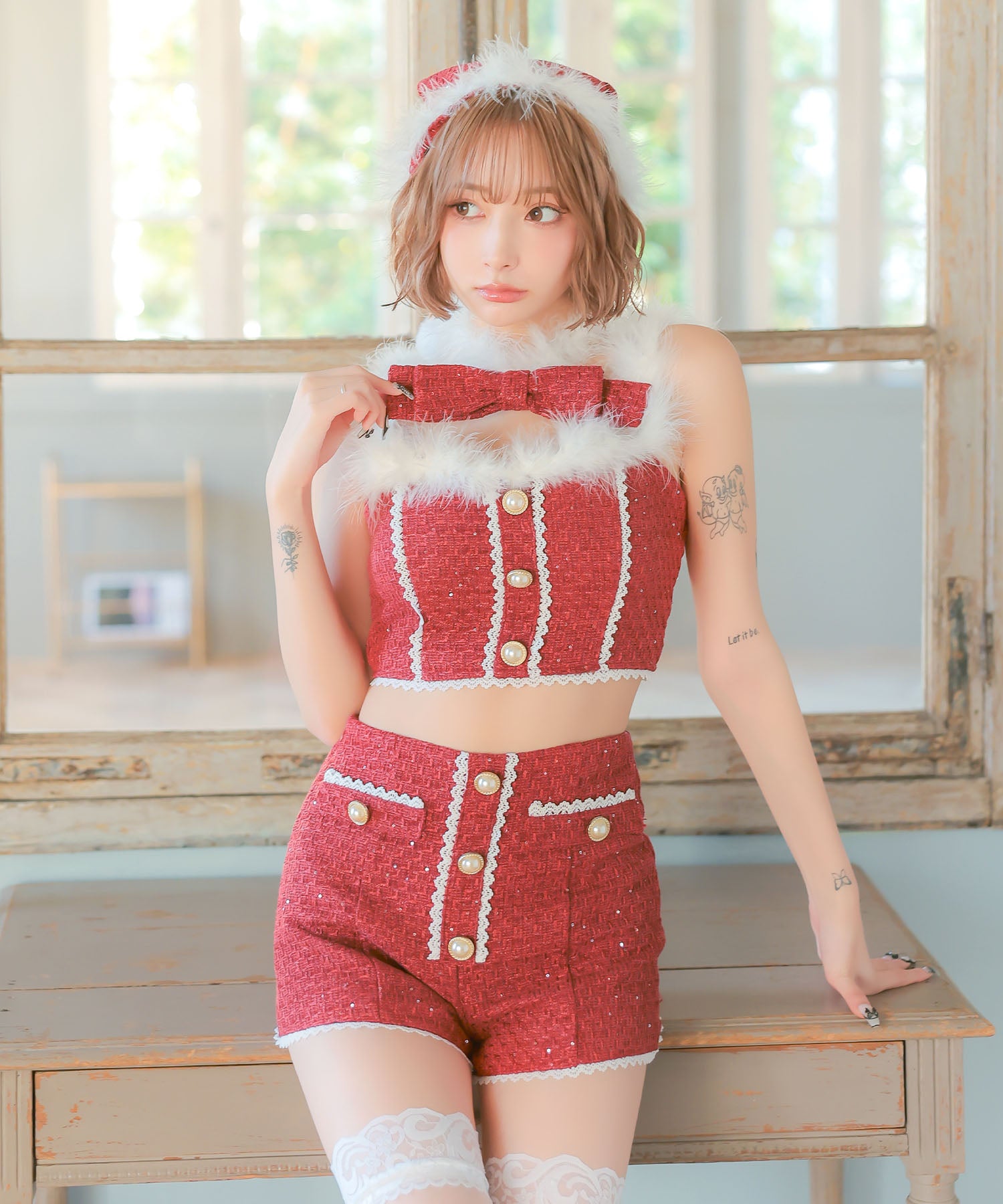 ティカ Tika サンタコス 4点set へそ出しトップス×ショートパンツレーステープパールツイードガーリーツイン王道サンタコスプレ 【返品不可商品】