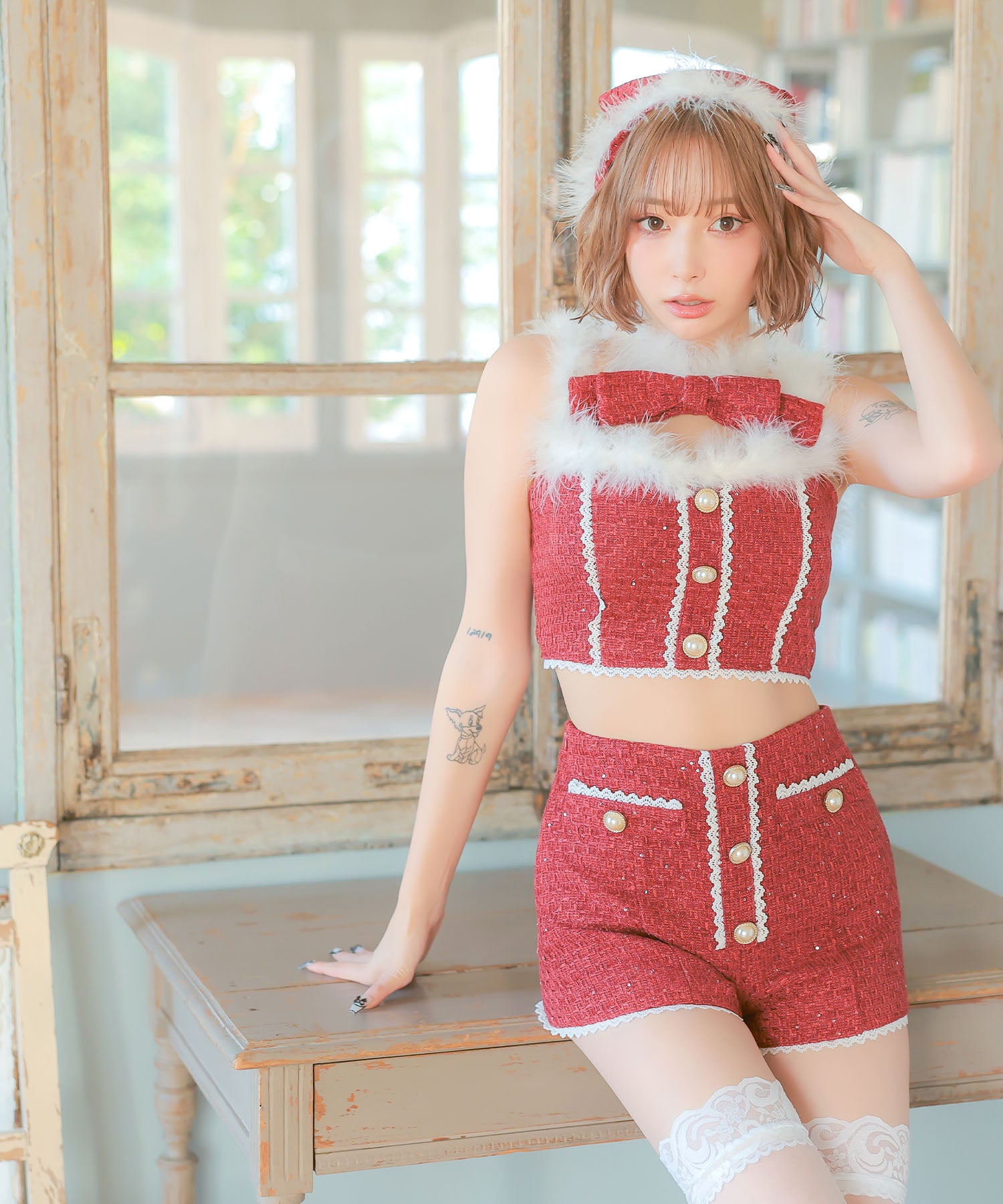 ティカ Tika サンタコス 4点set へそ出しトップス×ショートパンツレーステープパールツイードガーリーツイン王道サンタコスプレ 【返品不可商品】