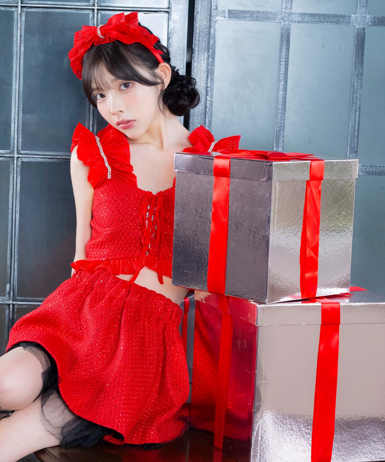 Tika Santa Cos 3-piece set Frill shoulder bust lace-up design tweed glitter separate flare skirt Santa cosplay dress 【Non-returnable item】