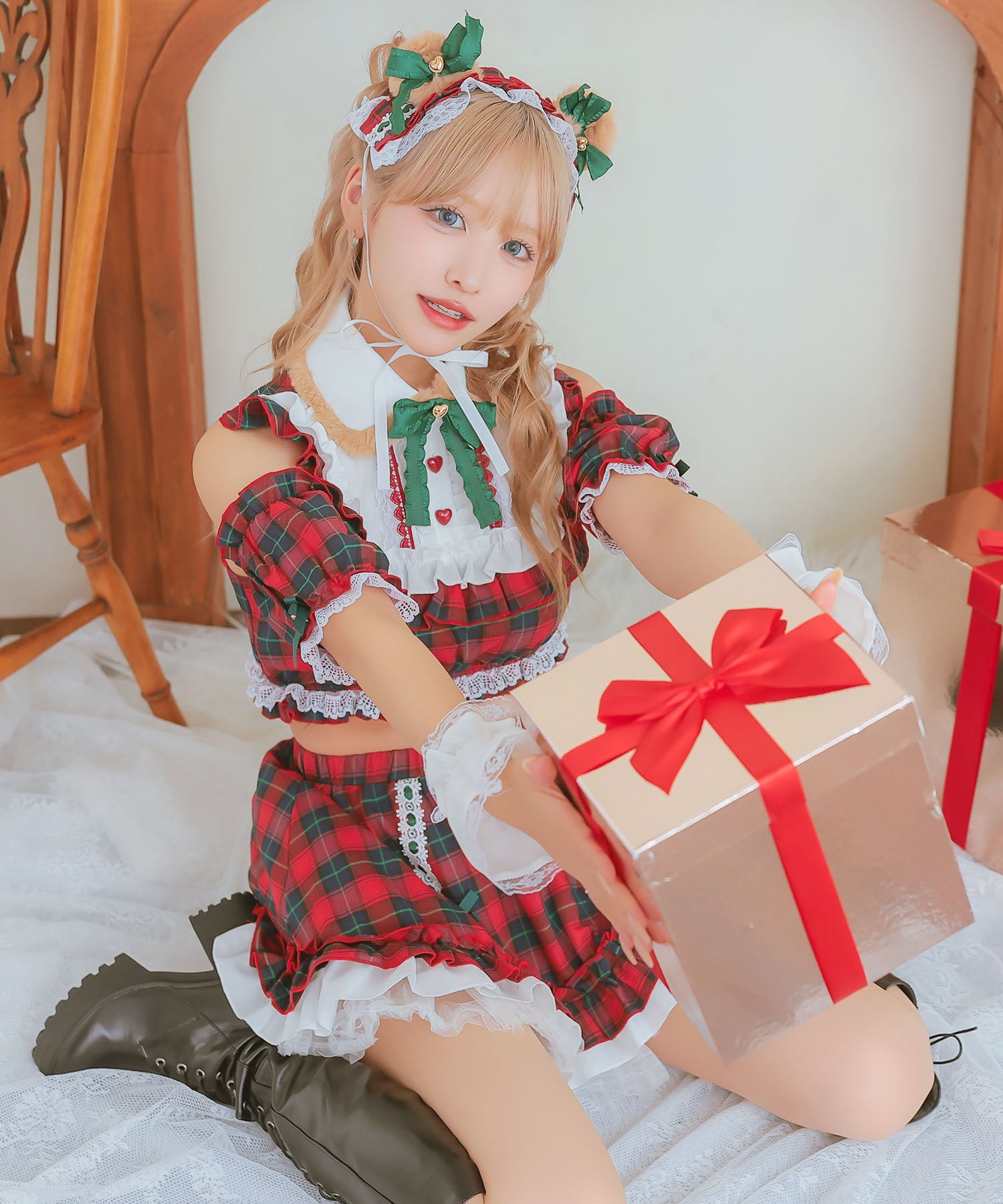 ティカ Tika サンタコス 5点set クラシカルチェックレースフリルテディベアフレアスカートアニマルサンタコスプレ