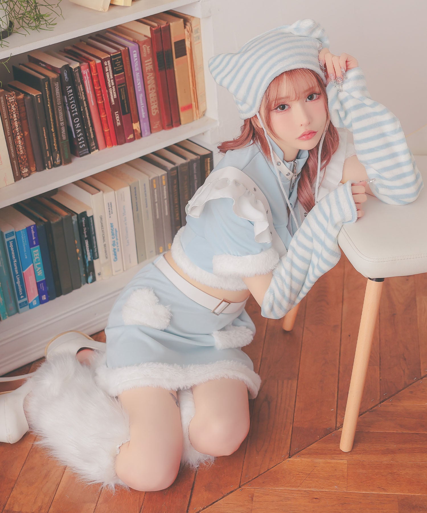 ティカ Tika サンタコス 4点set へそ出しもこもこファーストライプキティセパレート猫アニマルサンタコスプレ