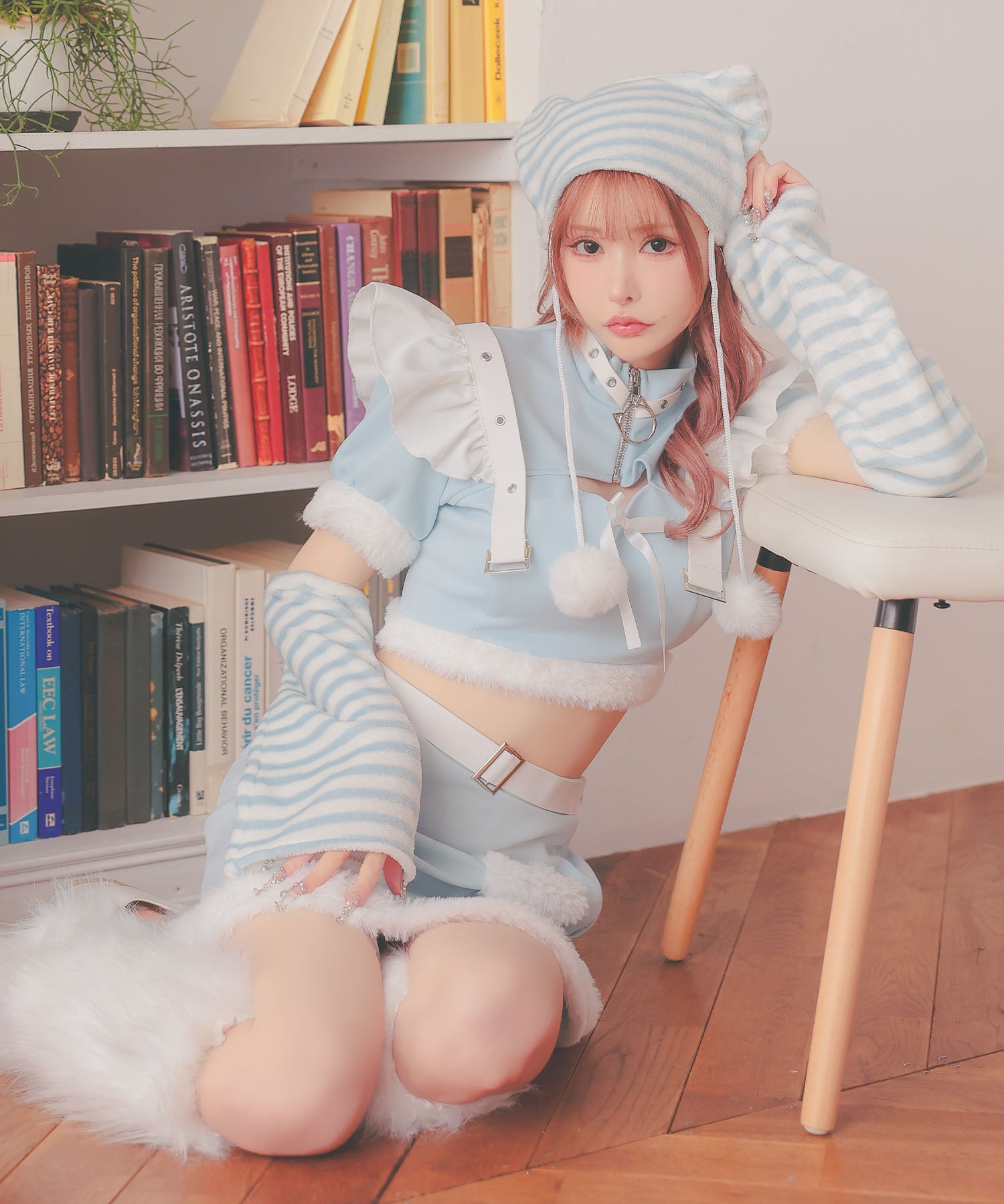 ティカ Tika サンタコス 4点set へそ出しもこもこファーストライプキティセパレート猫アニマルサンタコスプレ