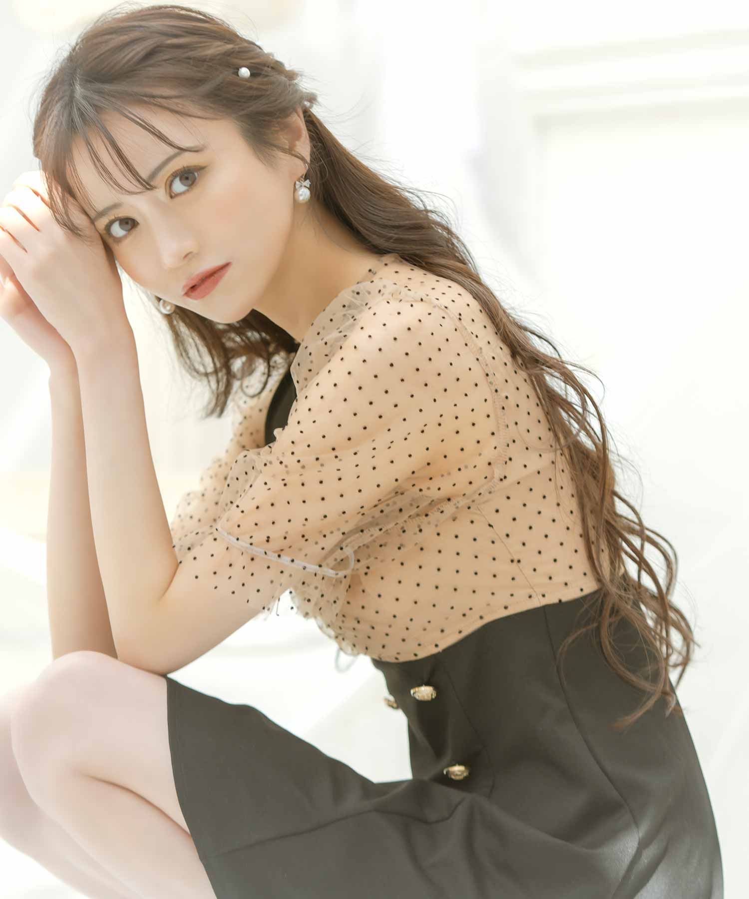 ティカ Tika キャバドレス ドット柄シアー袖ありパフスリーブハイウエスト切替フレアミニドレス