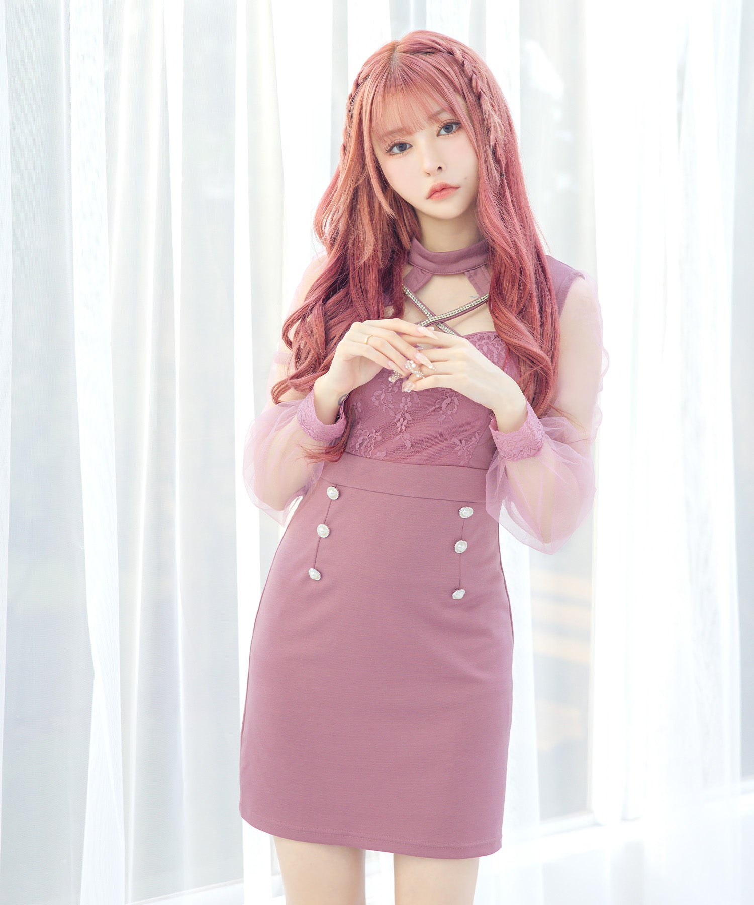 ティカ Tika 長袖シアー切り替えクロスネックビジューダブルボタンタイトミニドレス