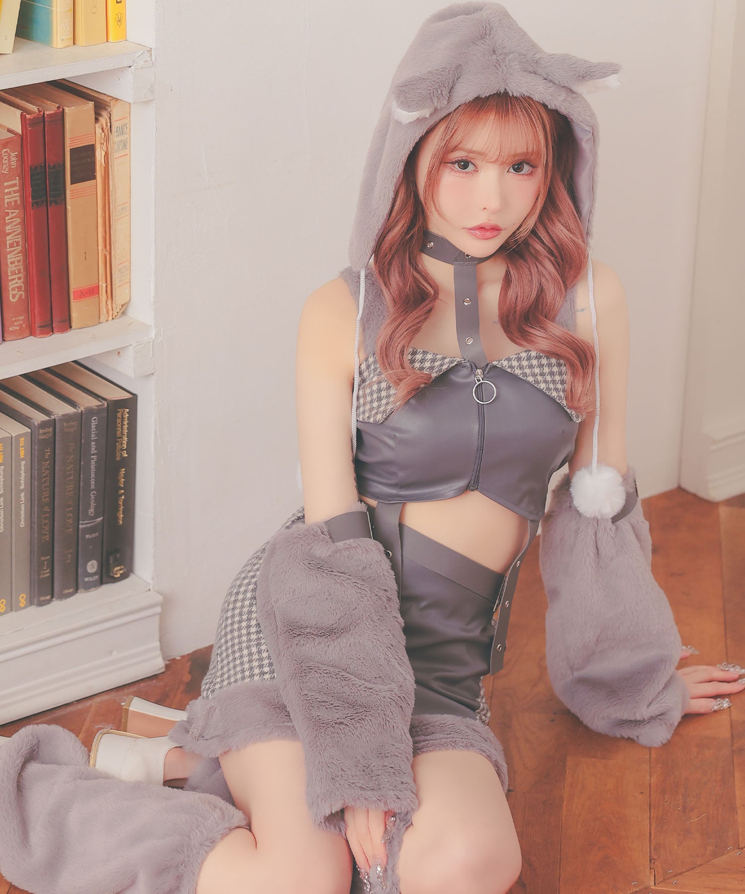 ティカ Tika コスプレ へそ出しセパレートもこもこチェックウルフガールアニマル [5点セット]