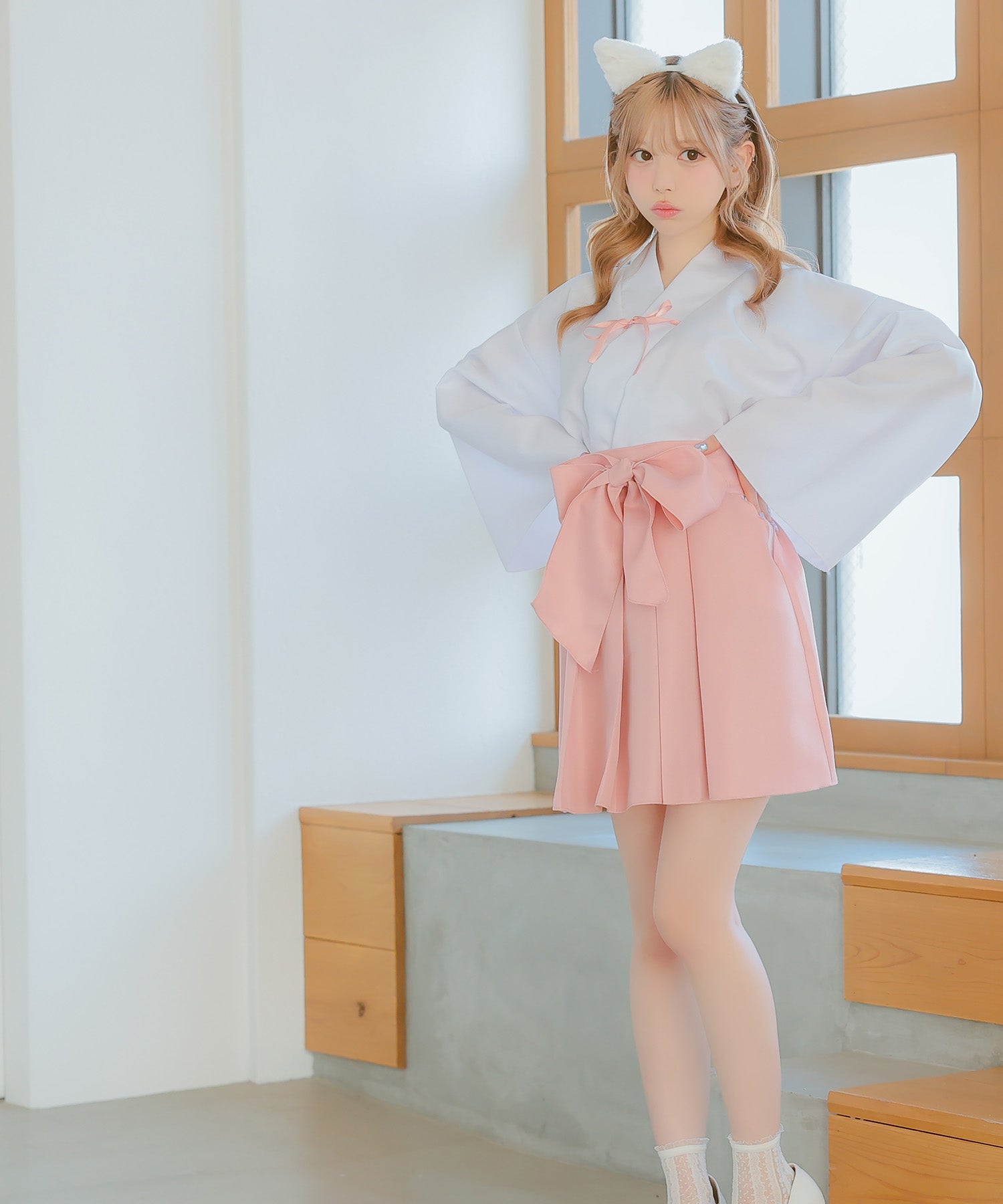 ティカ Tika コスプレ和装体型カバーフレアスカート巫女×白猫アニマルコスプレ [3点セット]
