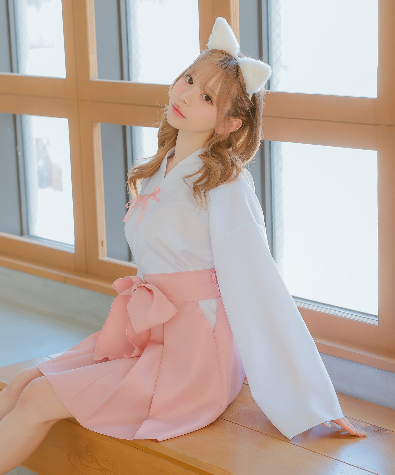 ティカ Tika コスプレ和装体型カバーフレアスカート巫女×白猫アニマルコスプレ [3点セット]