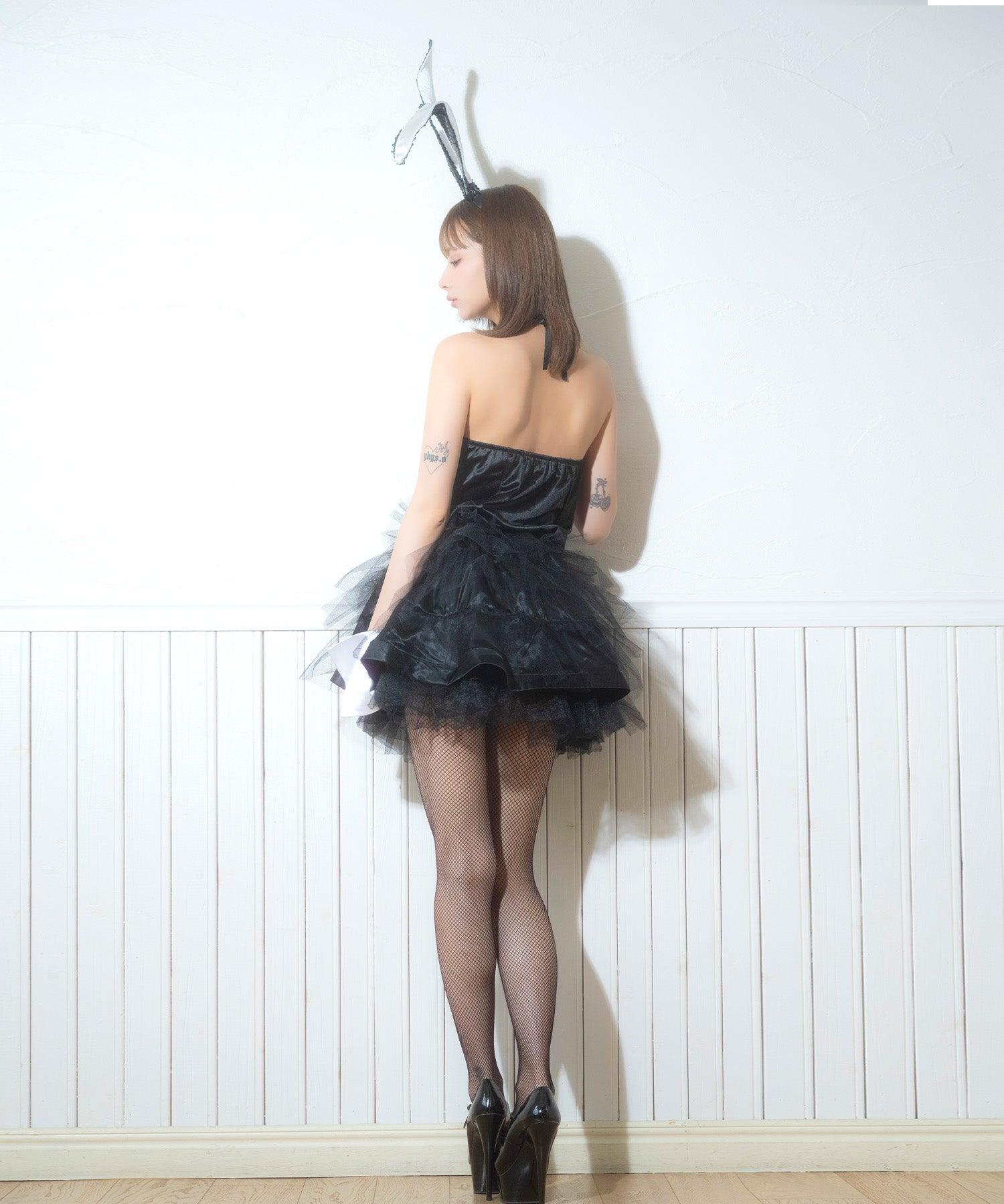 ティカ Tika キラキラスパンコールリボンボリュームミニ丈チュールメイド風バニーガールハロウィンコスプレ衣装4点セット【返品不可商品】（ブラック） ブラック