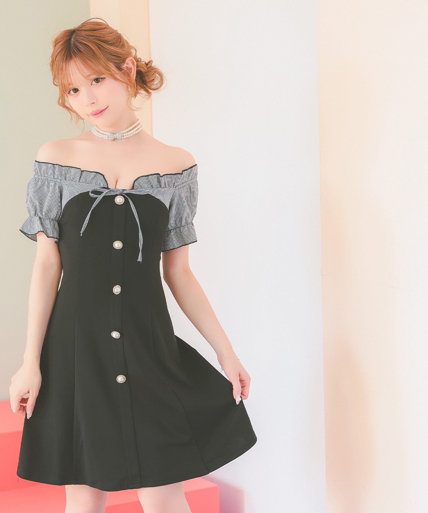 ティカ Tika キャバドレス オフショルダー 千鳥格子柄 ネックリボン パフスリーブ フロントボタン フレアミニドレス (Sサイズ～XXLサイズ) （ブラック） ブラック
