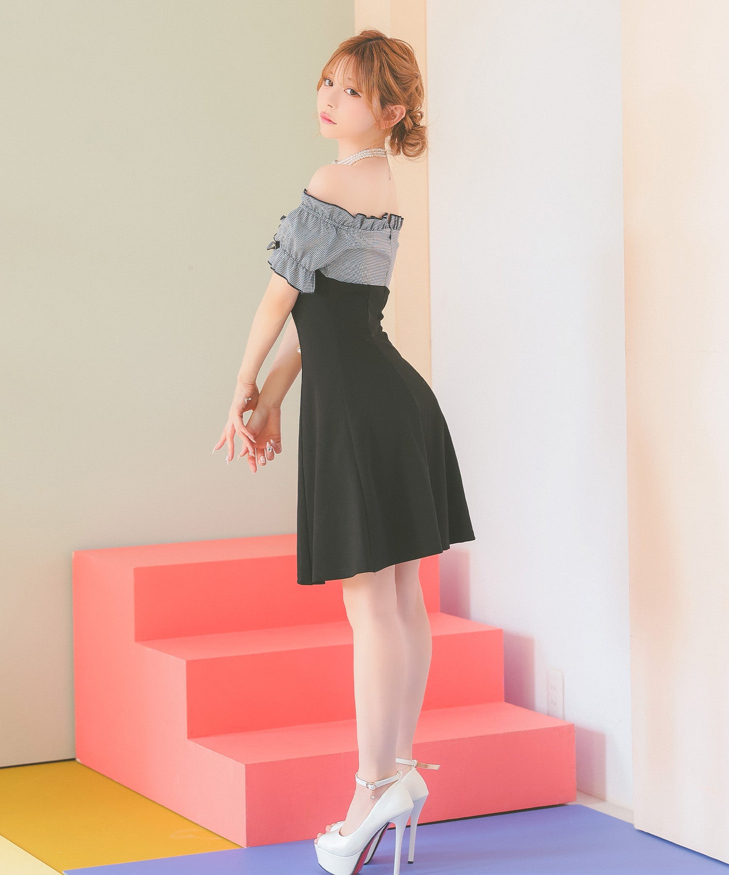 ティカ Tika キャバドレス オフショルダー 千鳥格子柄 ネックリボン パフスリーブ フロントボタン フレアミニドレス (Sサイズ～XXLサイズ) （ブラック） ブラック