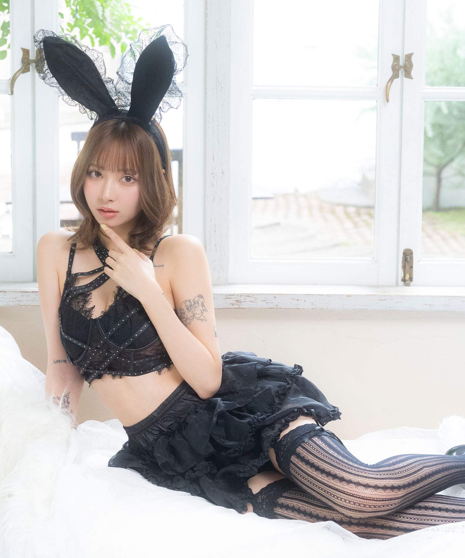 ティカ Tika コスプレ セクシー バニー クロスストラップ  へそ出し ティアード フレアスカート 3点セット ハロウィン （ブラック） ブラック