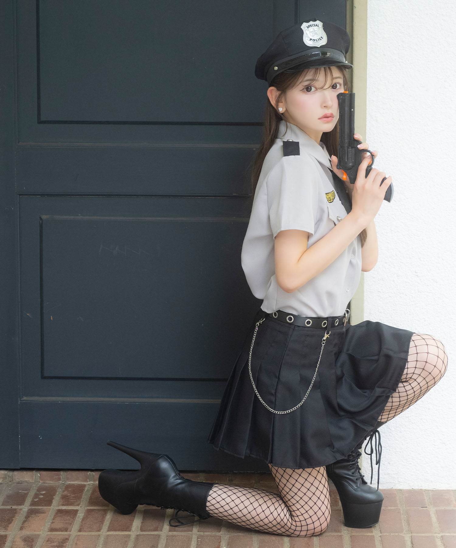 ティカ Tika コスプレ かわいい ポリス ワッペン付き 体型カバー プリーツ フレアスカート ハロウィン 6点セット （グレー×ブラック） グレー×ブラック