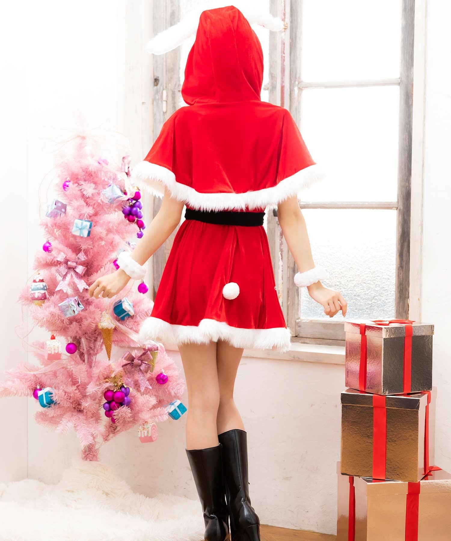 ティカ Tika クリスマスコスプレうさ耳フード付きケープ×ノースリーブAラインワンピースサンタコスチューム4点セット【返品不可商品】
