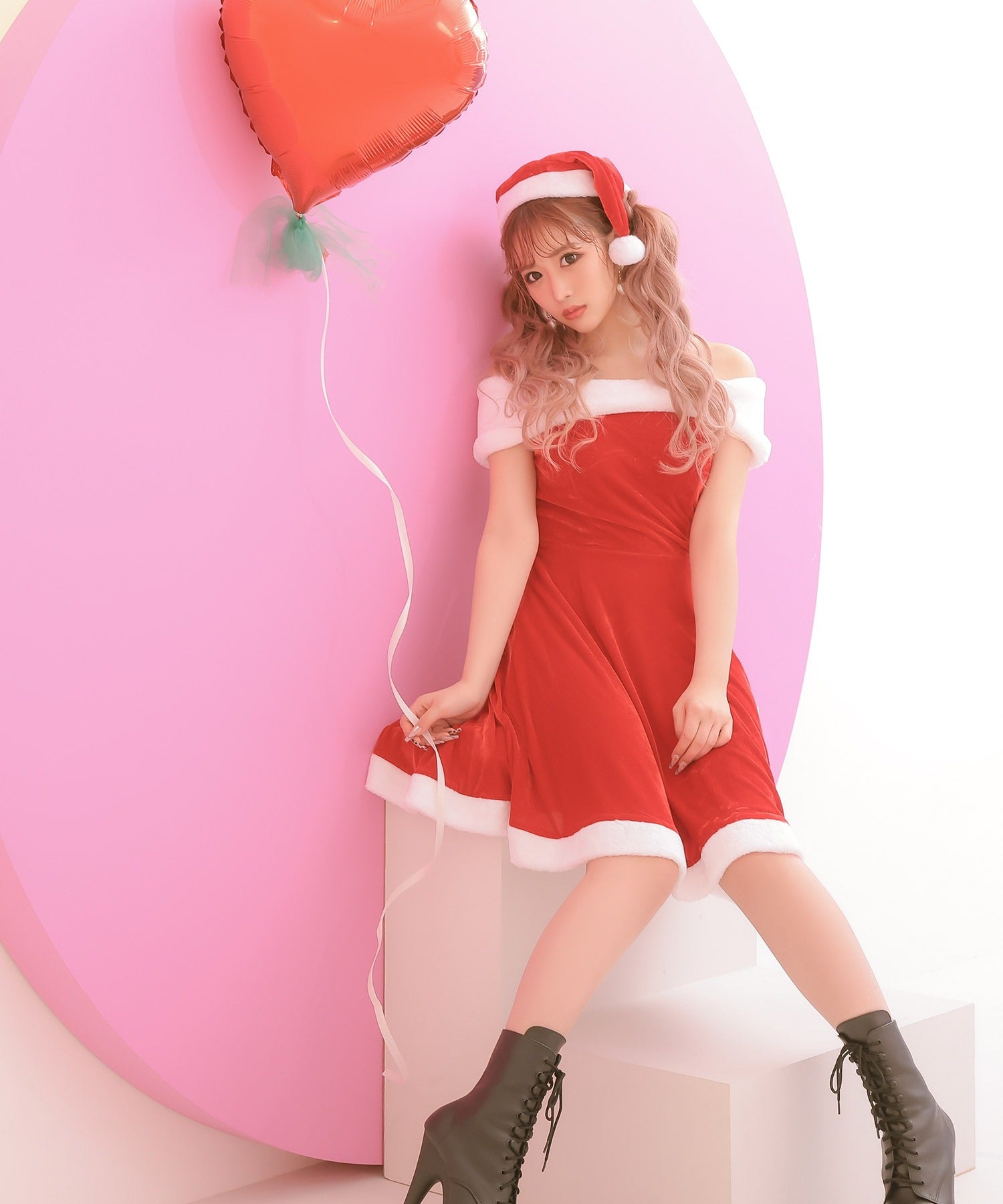 ティカ Tika クリスマスコスプレオフショルダーフレアワンピースサンタコスチューム2点セット【返品不可商品】