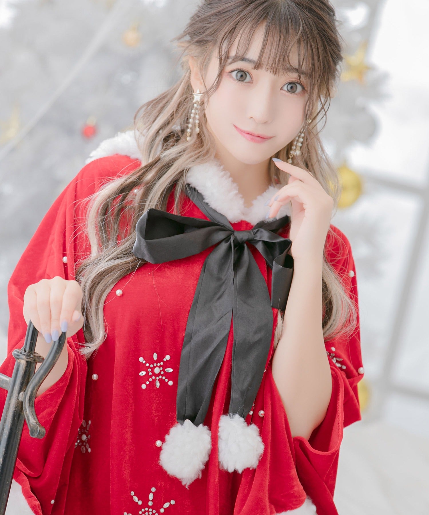 ティカ Tika クリスマスコスプレフードリボンポンチョサンタコスチューム3点セット【返品不可商品】（レッド） レッド