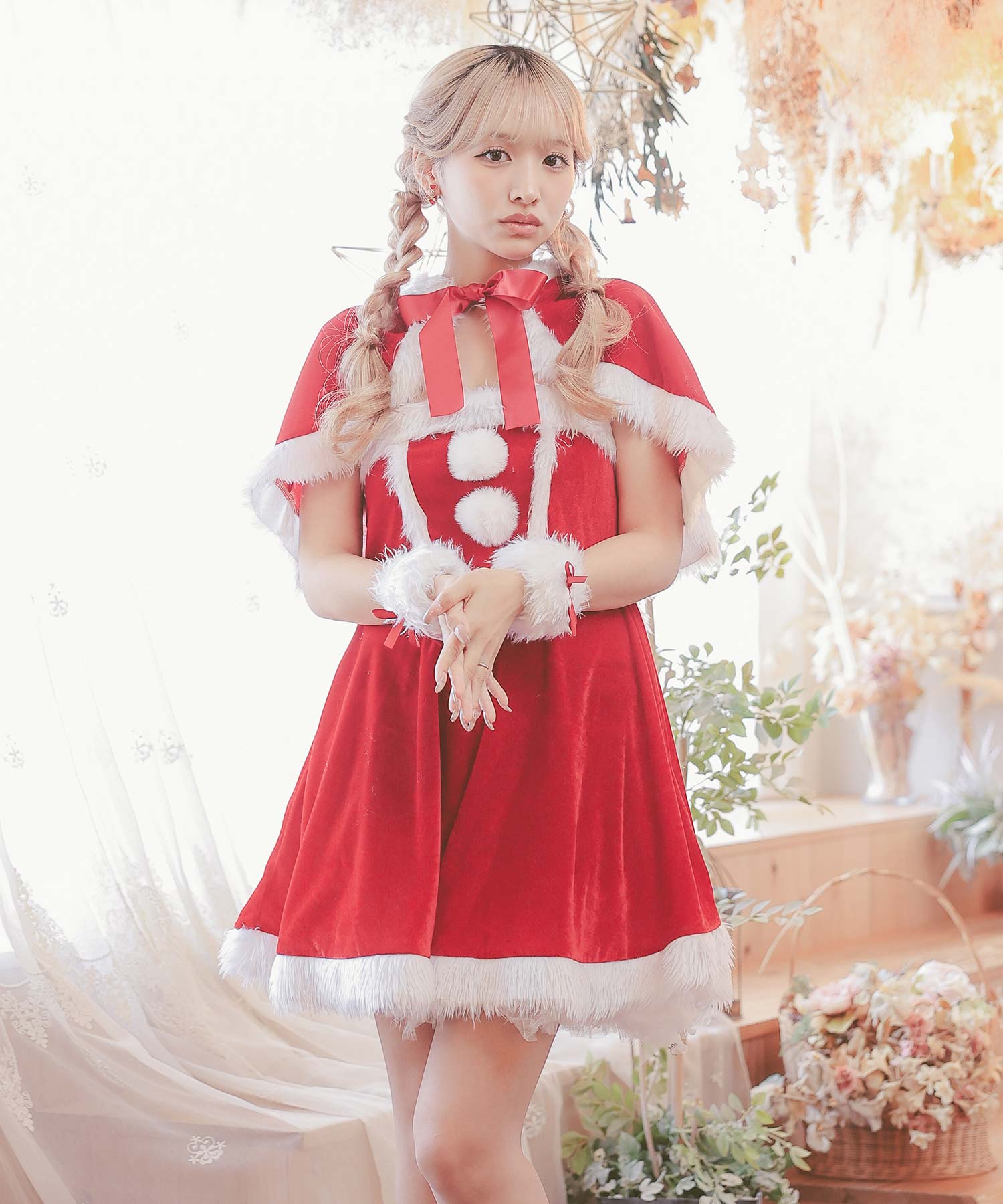 Tika Fluffy Feather Flare Skirt with Cape, Drop Ear Bunny Animal Santa Cosplay, Santa Costume, 4-piece set [Non-returnable item]