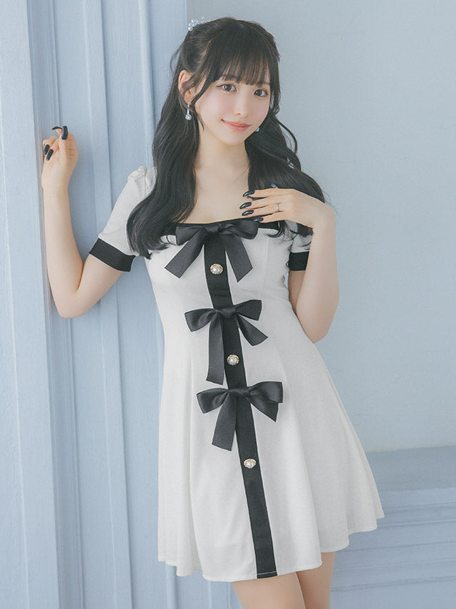 Tika Short Sleeve Square Neck Piping Satin Ribbon Monotone Flare Mini