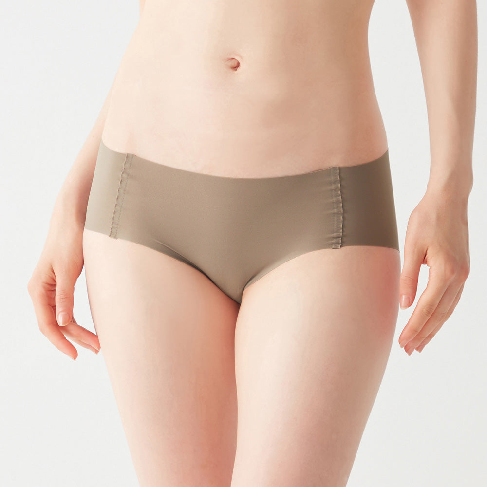 トゥシェ Tuche 縫い目がなくて低刺激 ハーフショーツ【返品不可商品】