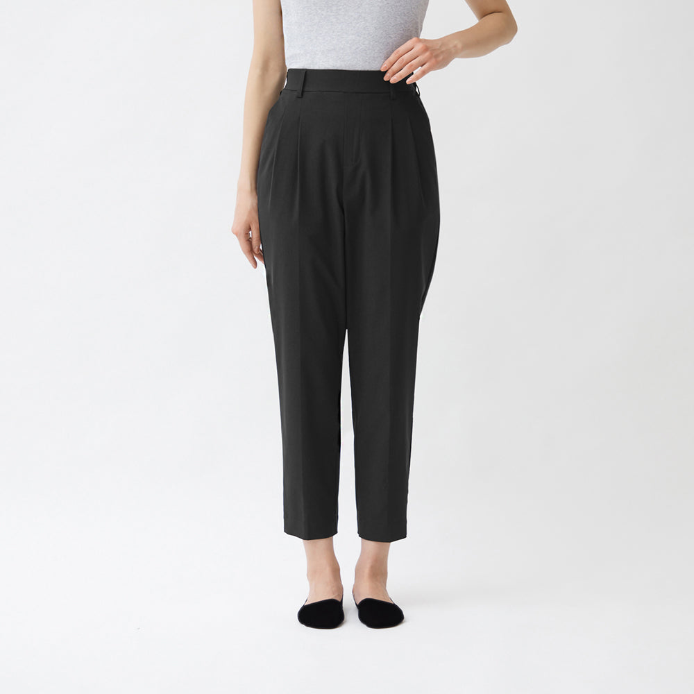トゥシェ Tuche ストレッチパンツ テーパードスタイル レーヨン混 アンクル丈