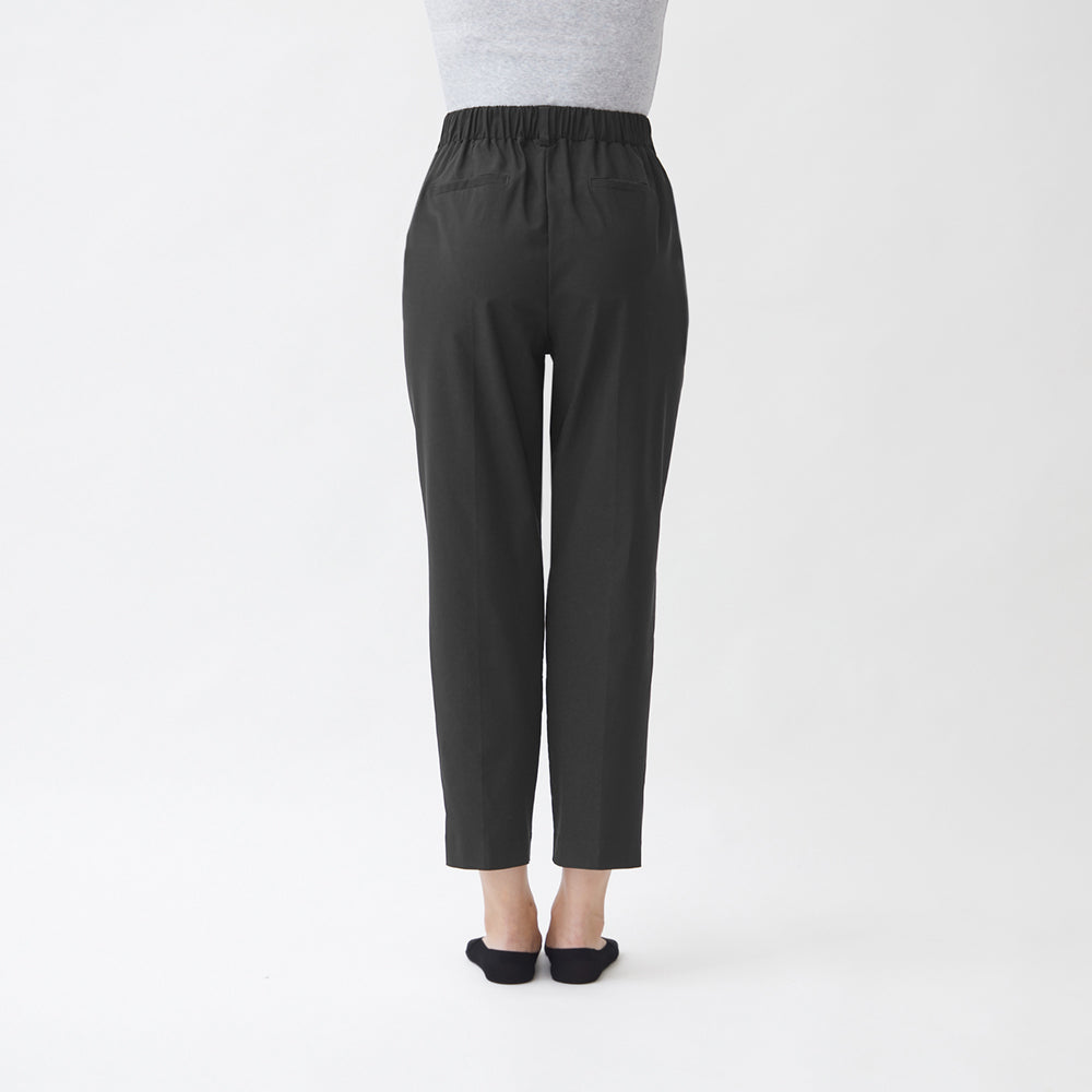 トゥシェ Tuche ストレッチパンツ テーパードスタイル レーヨン混 アンクル丈