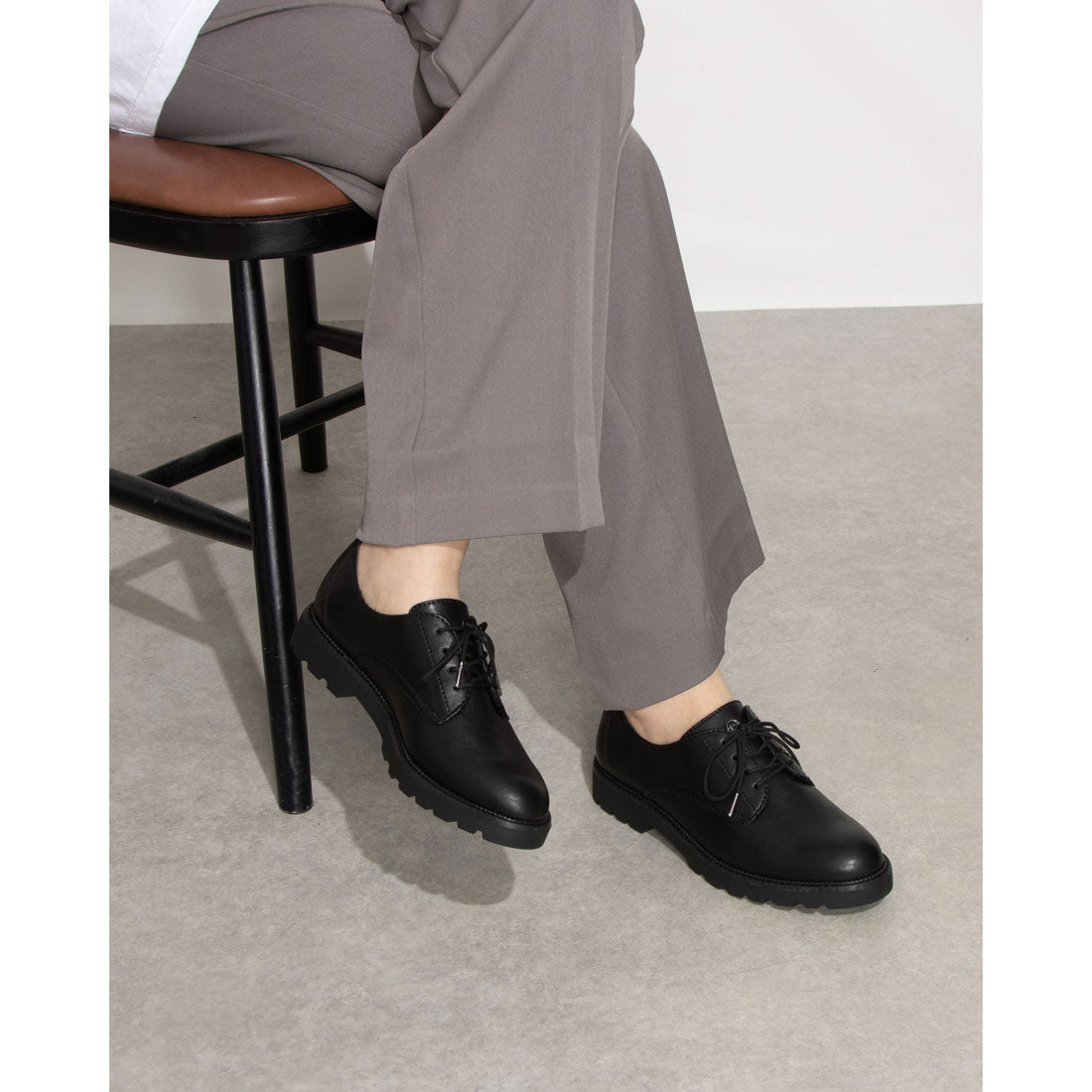 タマリス Tamaris ダービーシューズ