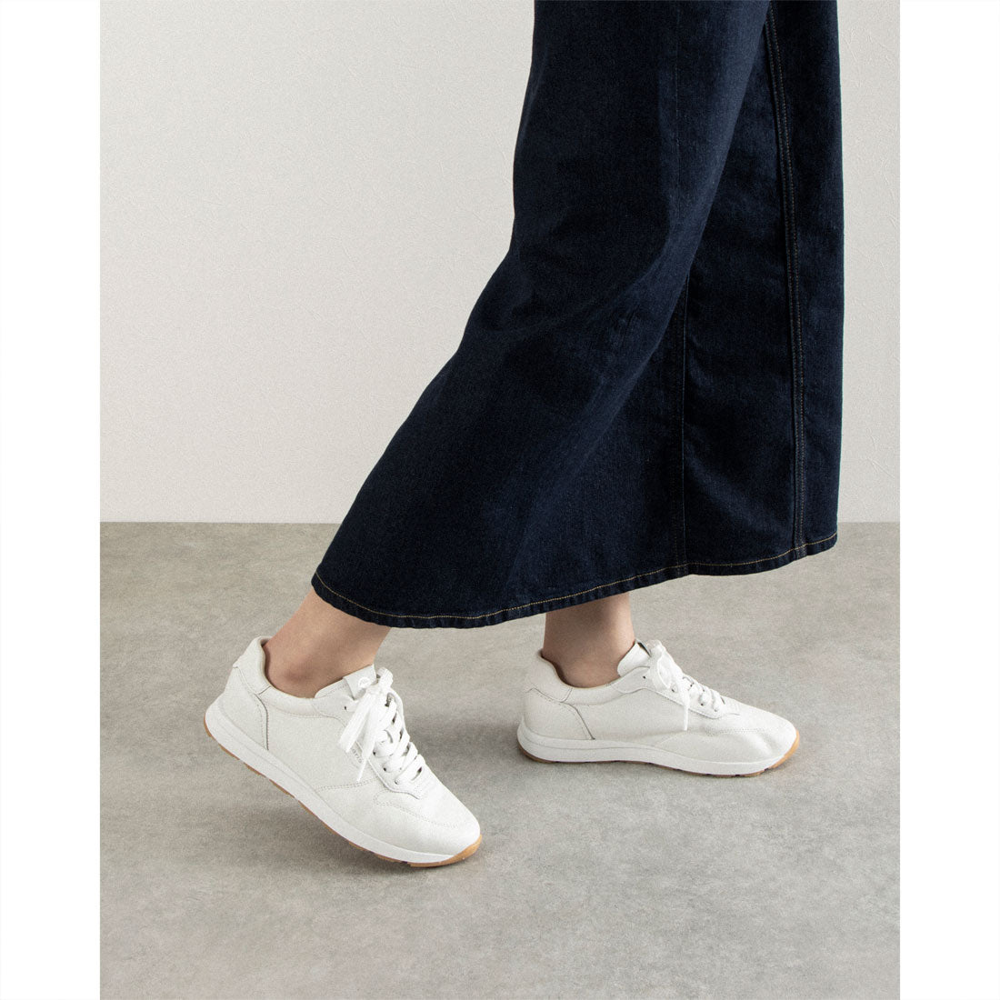 Tamaris leather sneakers