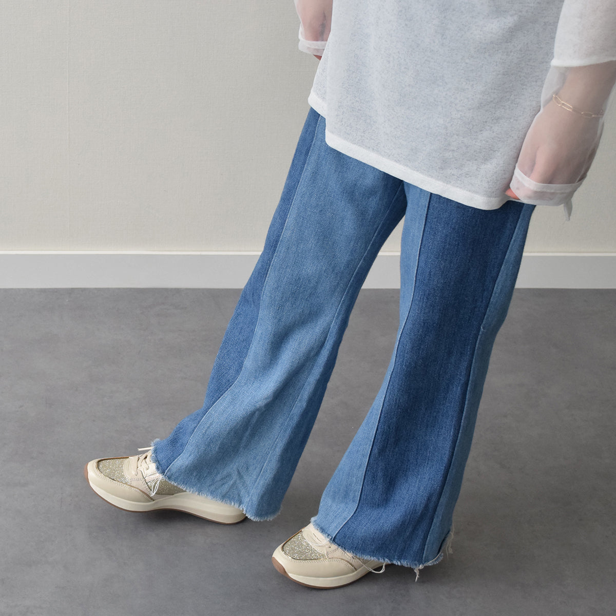 タマリス Tamaris サイドジップ6cmヒールスニーカー