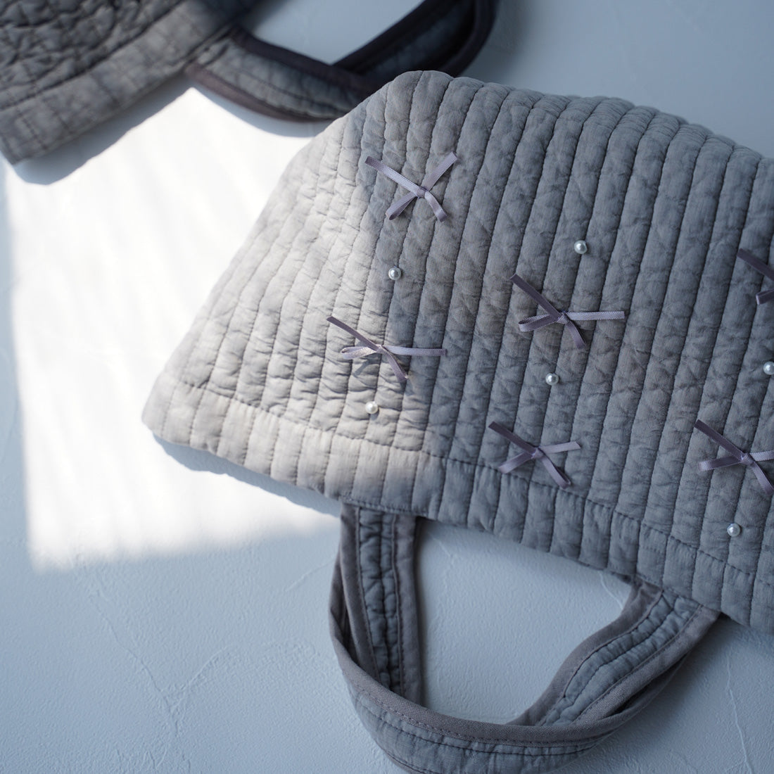 トウキョウヒャッカ 東京百花 【Tote Seryon トートセリョン】リボン＆パール(アンティークグレー) （GRAY） GRAY
