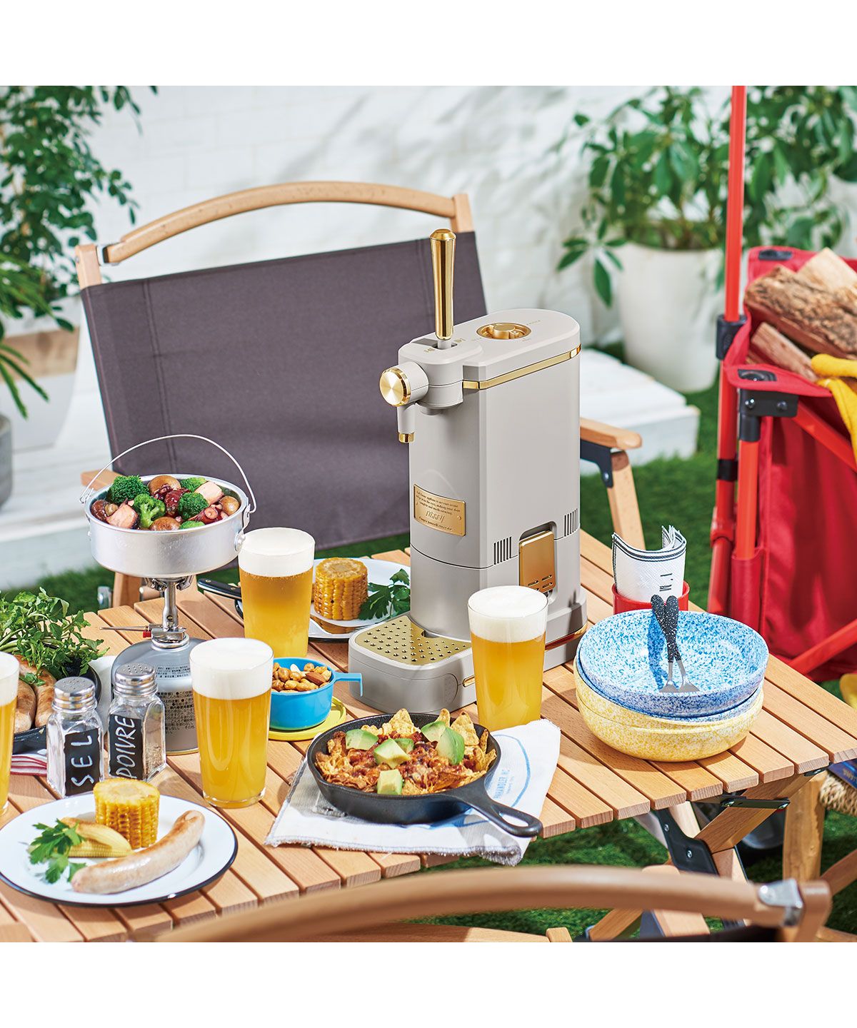 トフィー Toffy 【日本正規品】 トフィー ビールサーバー Toffy ビアカクテルサーバー 乾電池 瓶 缶 卓上 スタンド コードレス 屋外 泡 クリーミー 振動 KーBE1 （グレージュ） グレージュ