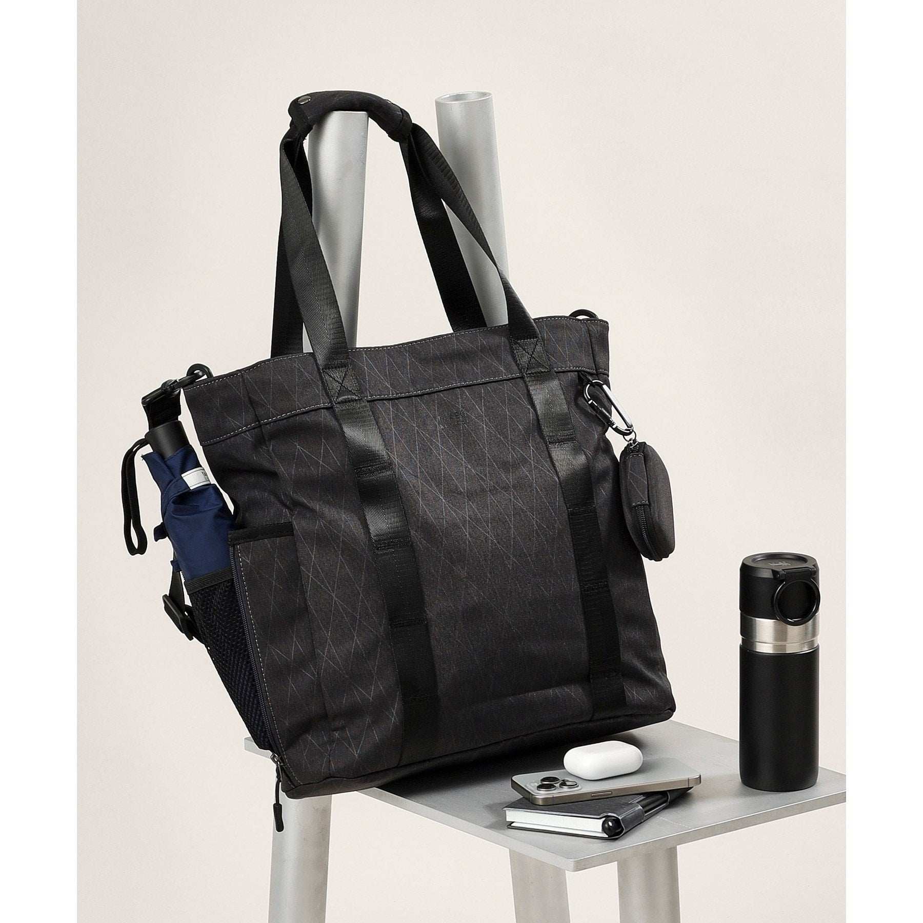 タケオキクチ TAKEO KIKUCHI 【多機能・軽量】2WAY シャドーライン トートバッグ （チャコールグレー(014)） チャコールグレー(014)