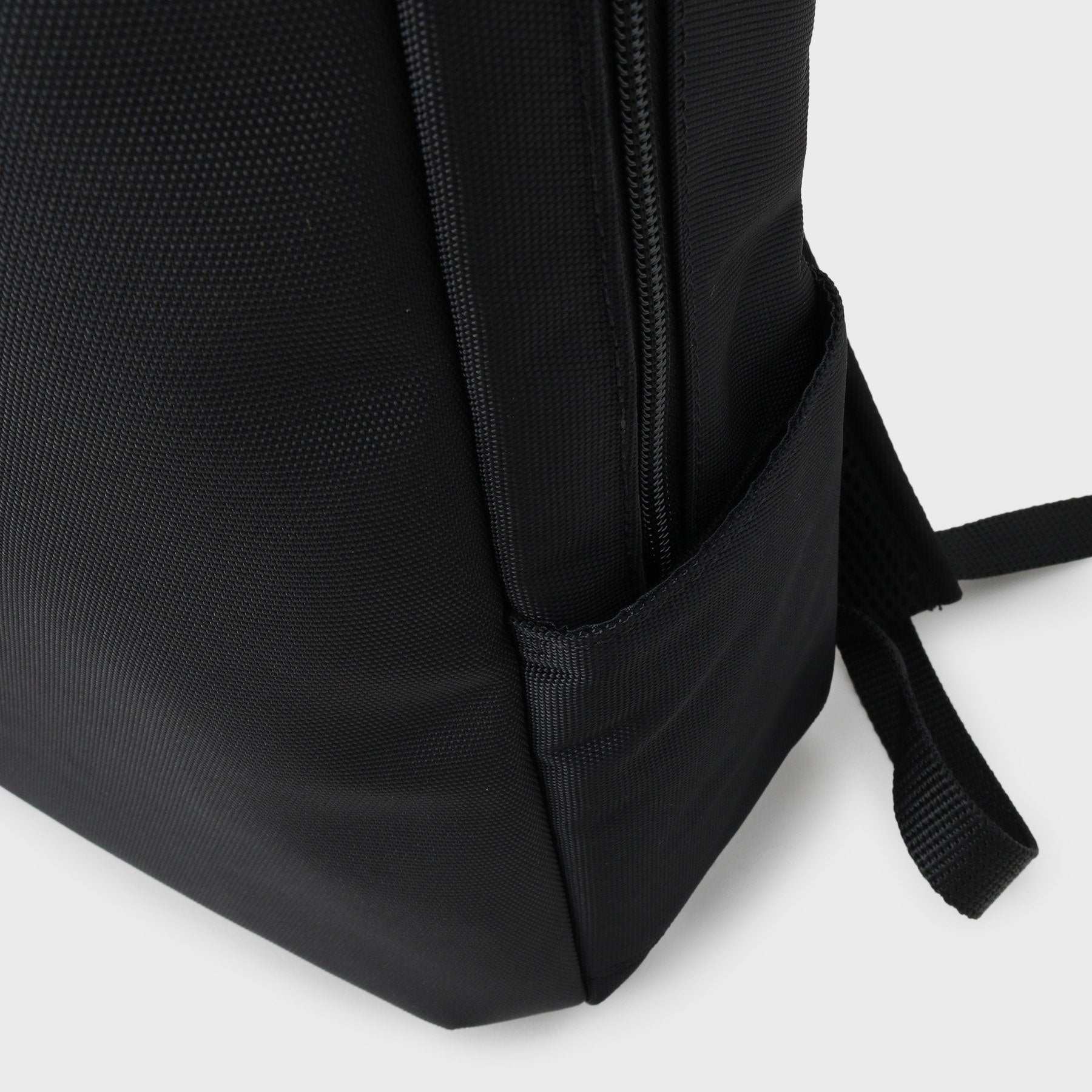 タケオキクチ TAKEO KIKUCHI 【マルシェトート、パスケース、ガジェットポーチ付き】オールインテックパック （ブラック(019)） ブラック(019)