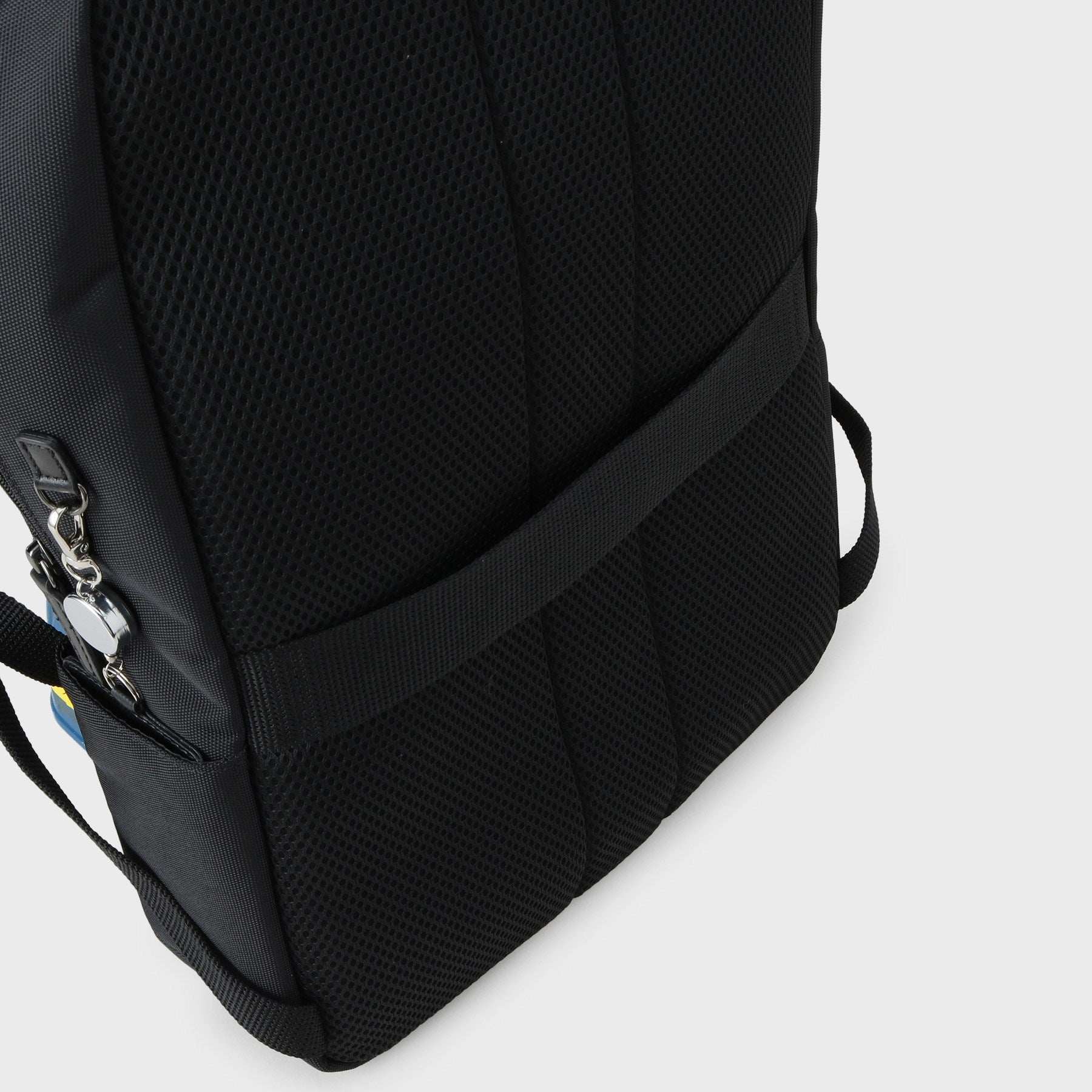 タケオキクチ TAKEO KIKUCHI 【マルシェトート、パスケース、ガジェットポーチ付き】オールインテックパック （ブラック(019)） ブラック(019)