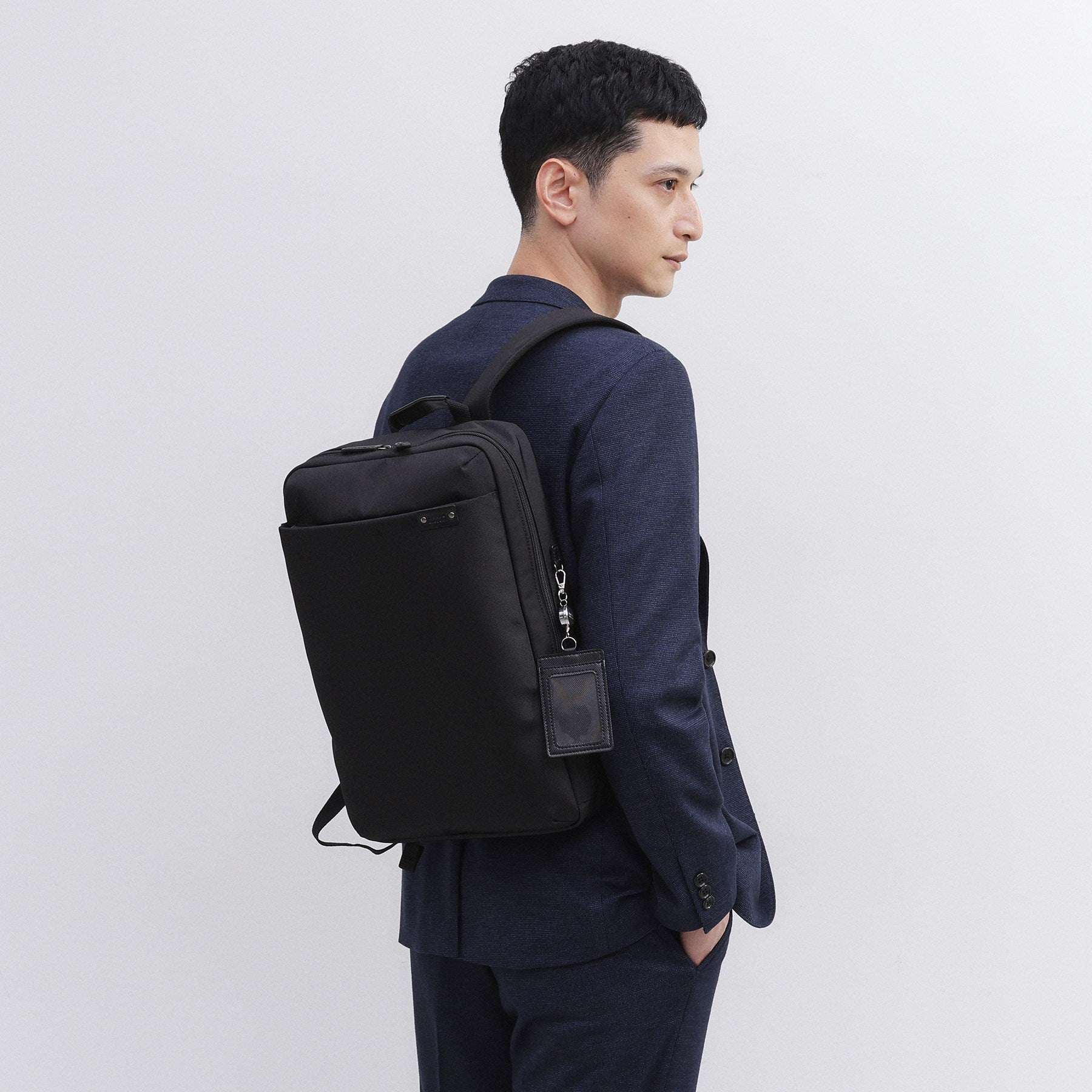 タケオキクチ TAKEO KIKUCHI 【マルシェトート、パスケース、ガジェットポーチ付き】オールインテックパック （ブラック(019)） ブラック(019)