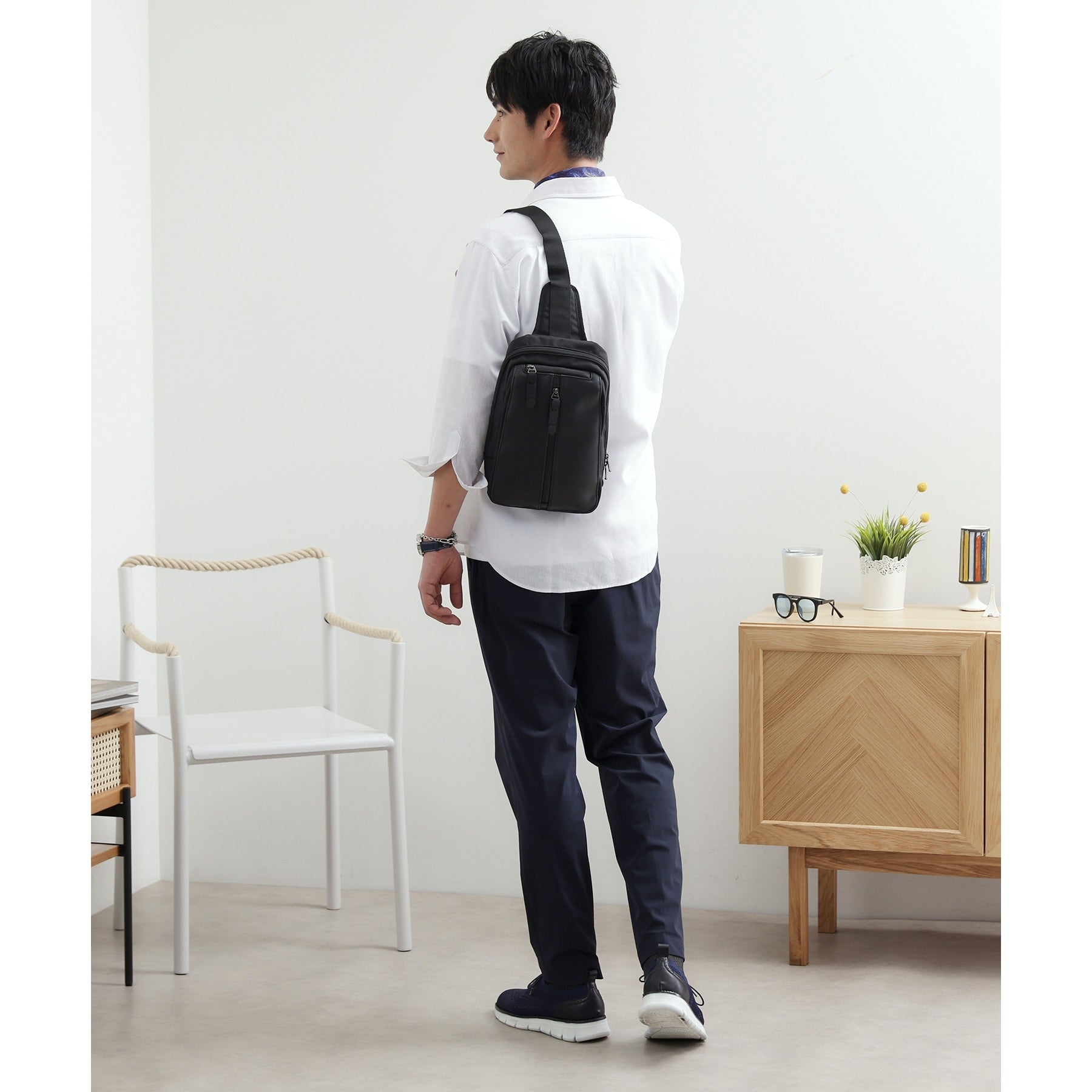 タケオキクチ TAKEO KIKUCHI 【高機能】ライトウエイト ボディバッグ （ブラック(519)） ブラック(519)