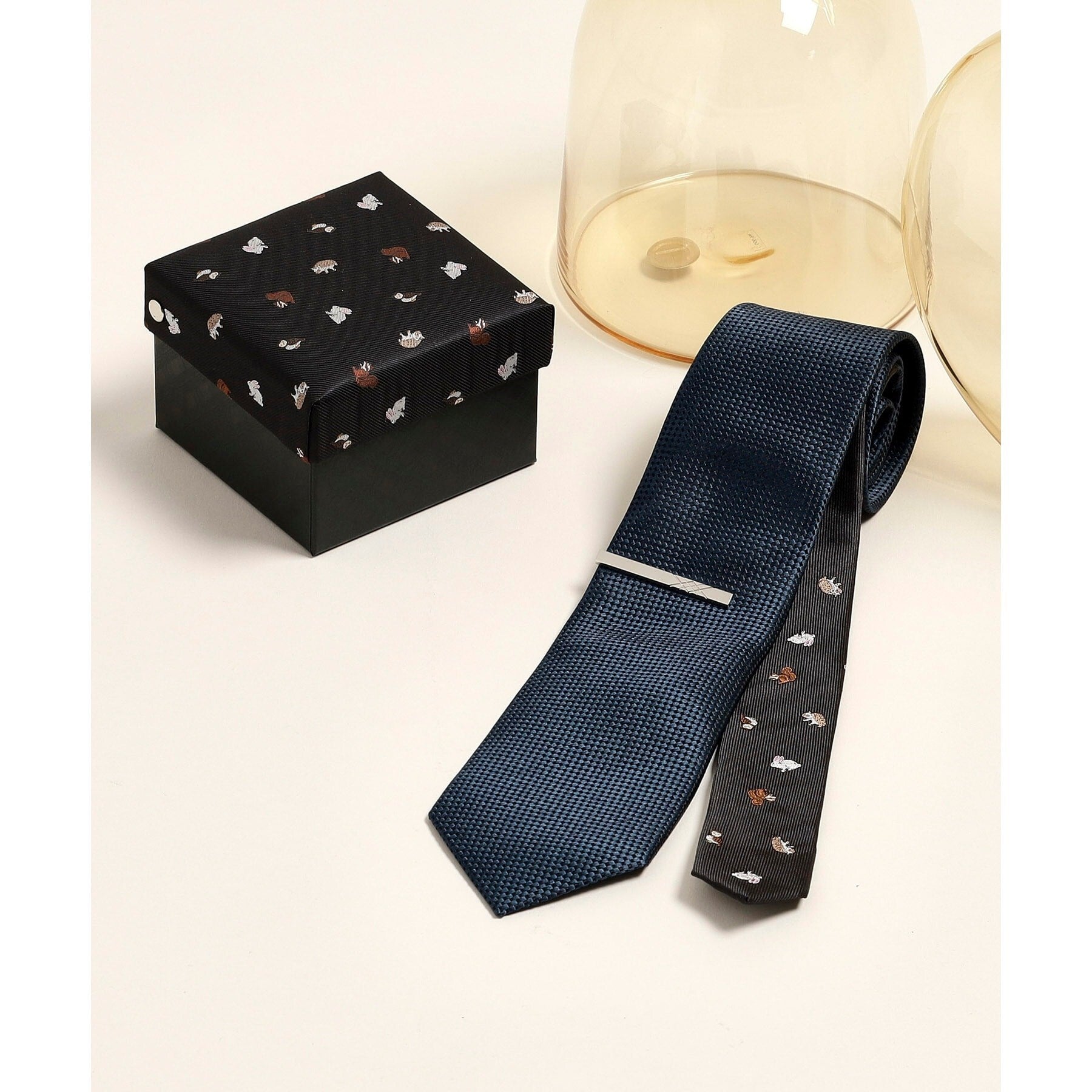 タケオキクチ TAKEO KIKUCHI 【アニマル柄】ネクタイ＆タイバーBOXセット （グリーン(022)） グリーン(022)