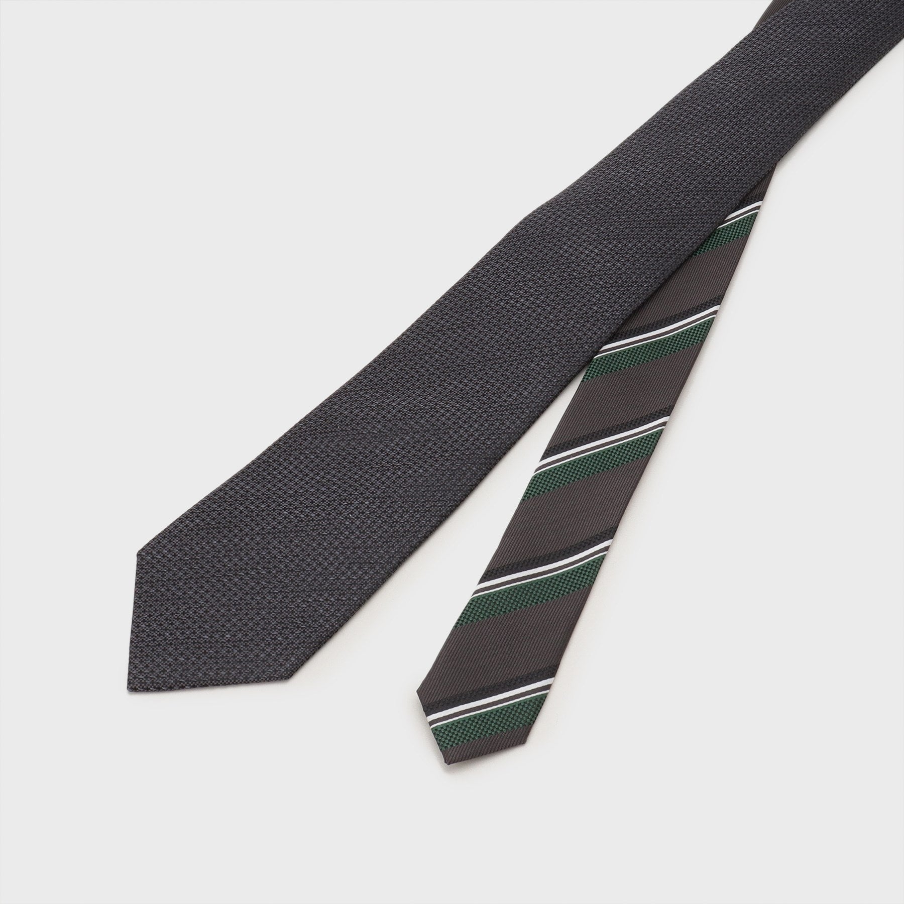 TAKEO KIKUCHI Plain Tie &amp; Tie Bar Color Box Set