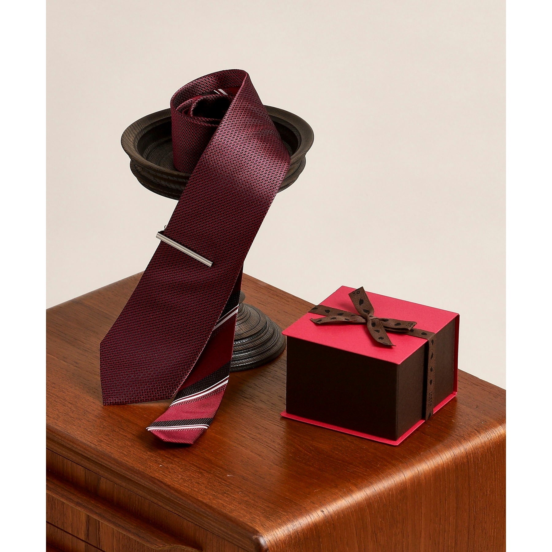 TAKEO KIKUCHI Plain Tie &amp; Tie Bar Color Box Set