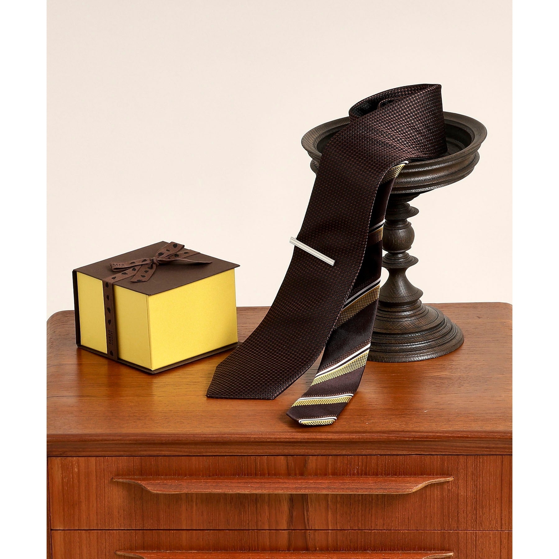 TAKEO KIKUCHI Plain Tie &amp; Tie Bar Color Box Set