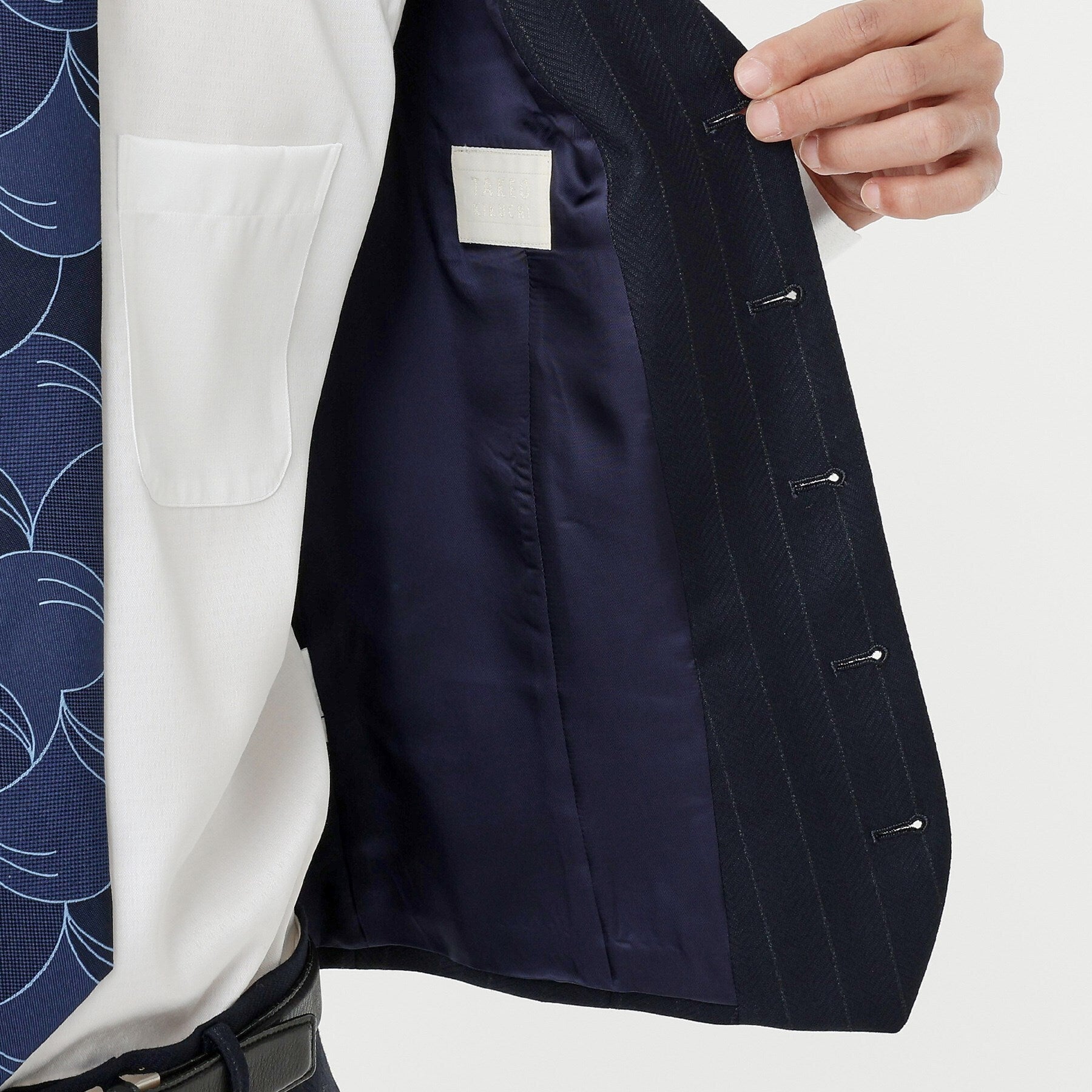 TAKEO KIKUCHI TAKEO KIKUCHI 【THE FLAGSHIP】Yagasuri Stripe Vest