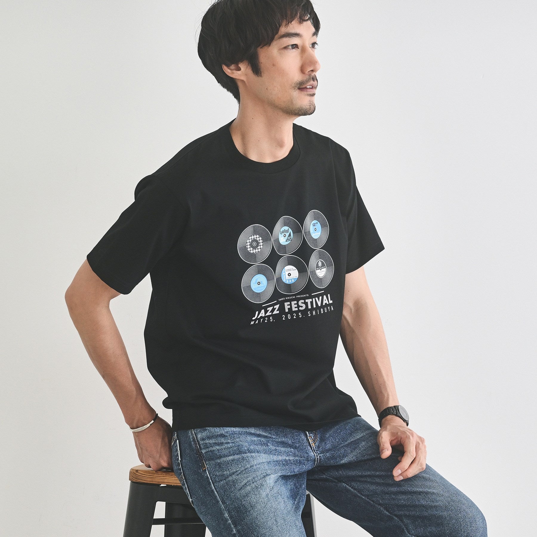 タケオキクチ TAKEO KIKUCHI レコードプリント 天竺 Tシャツ （ブラック(019)） ブラック(019)